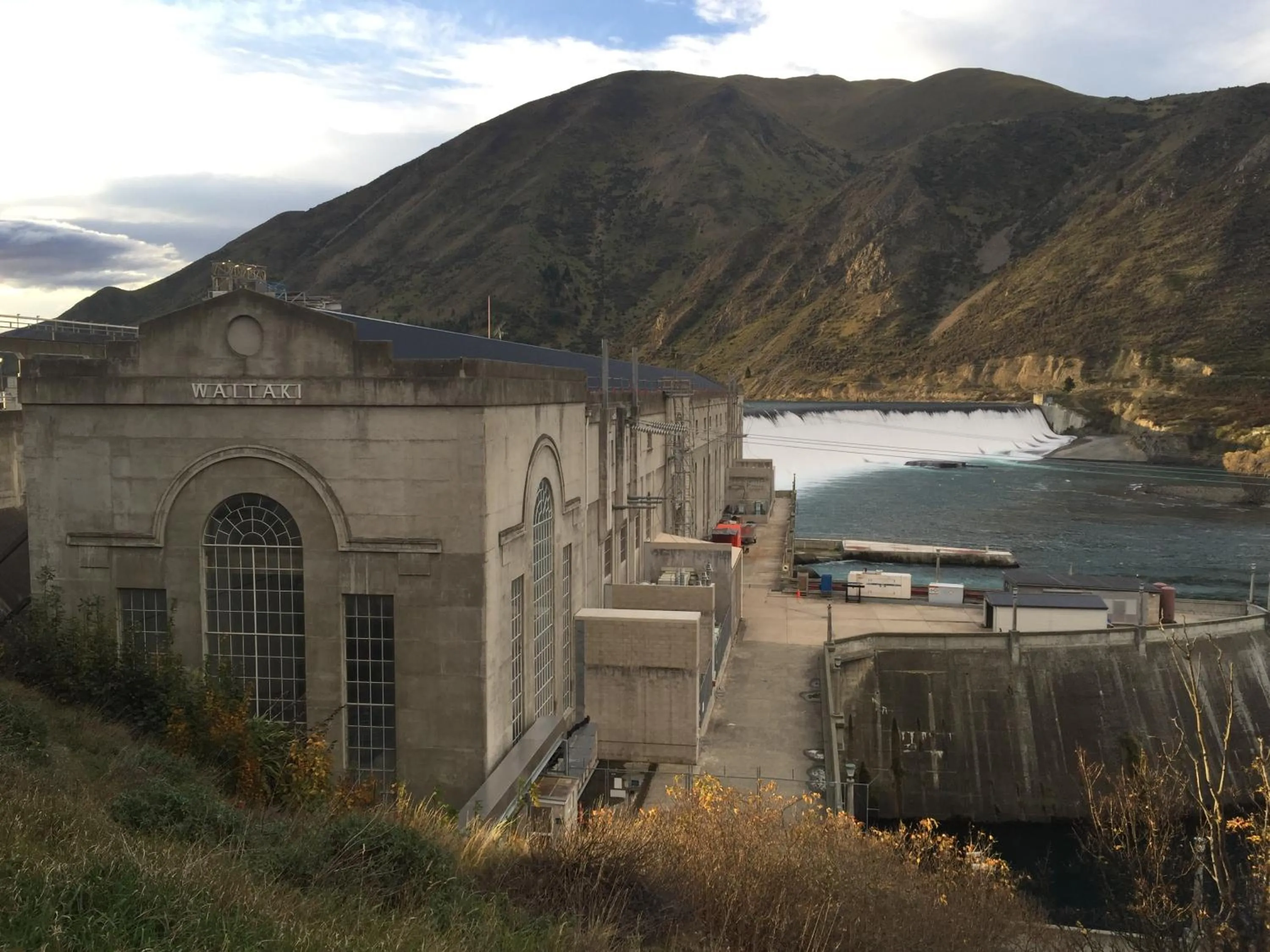 Property building in Otematata's Best Dam Pub