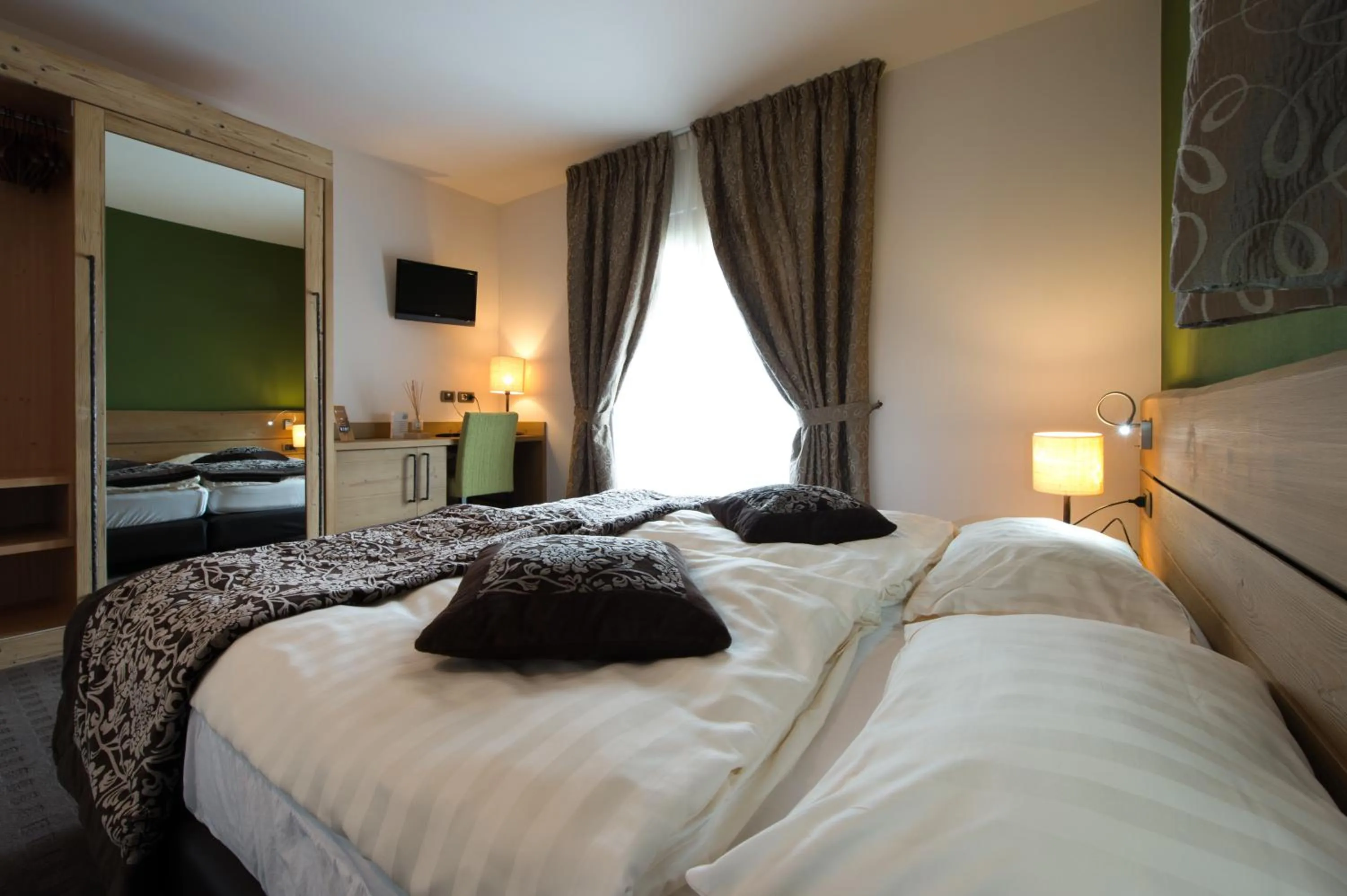 Photo of the whole room, Bed in Hotel Vedig