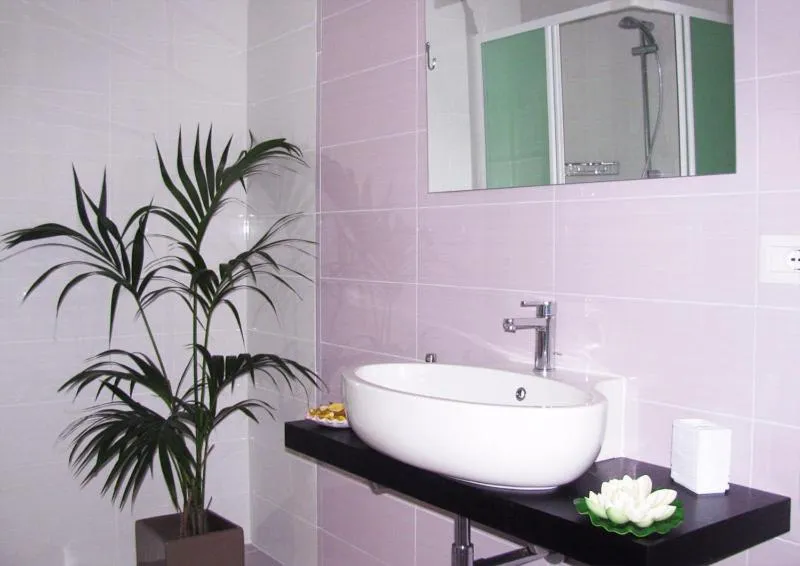 Bathroom in Ibiscus B&B