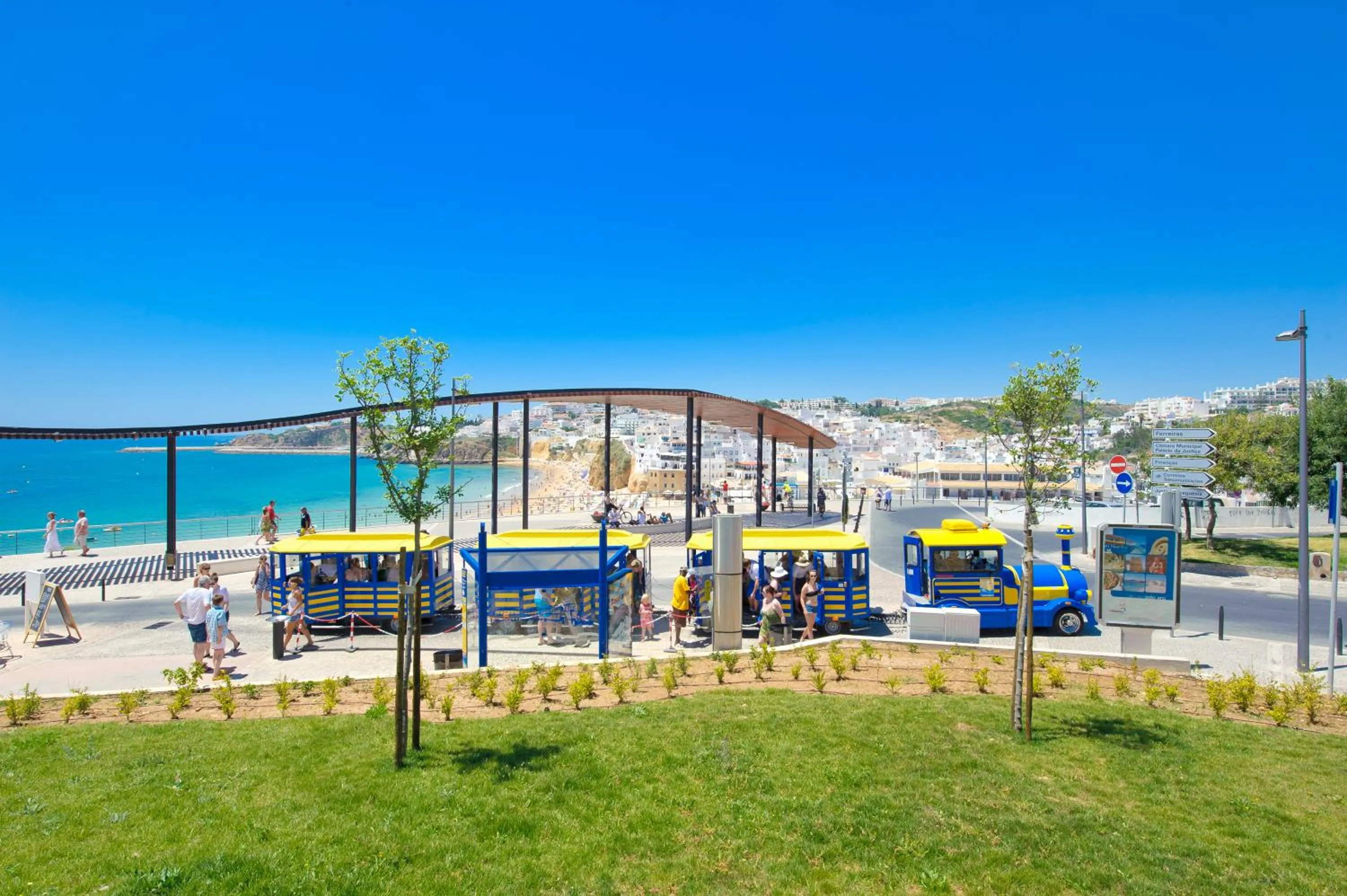 Nearby landmark in Luna Miramar Club