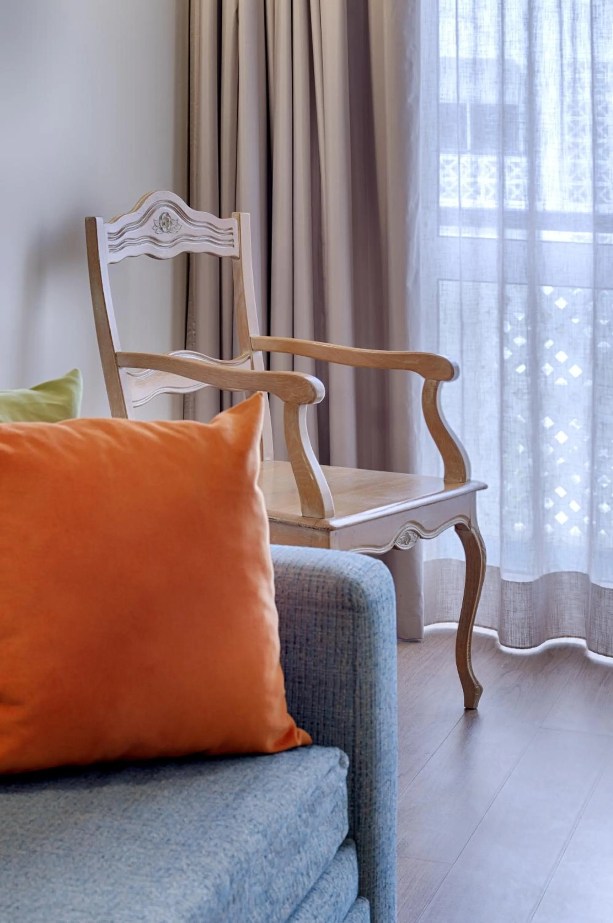 Living room in Luna Miramar Club