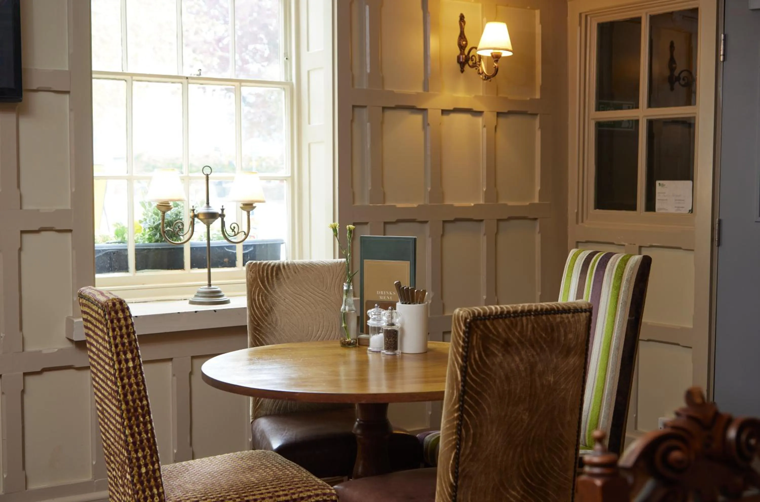 Restaurant/places to eat in Chequers Inn by Greene King Inns