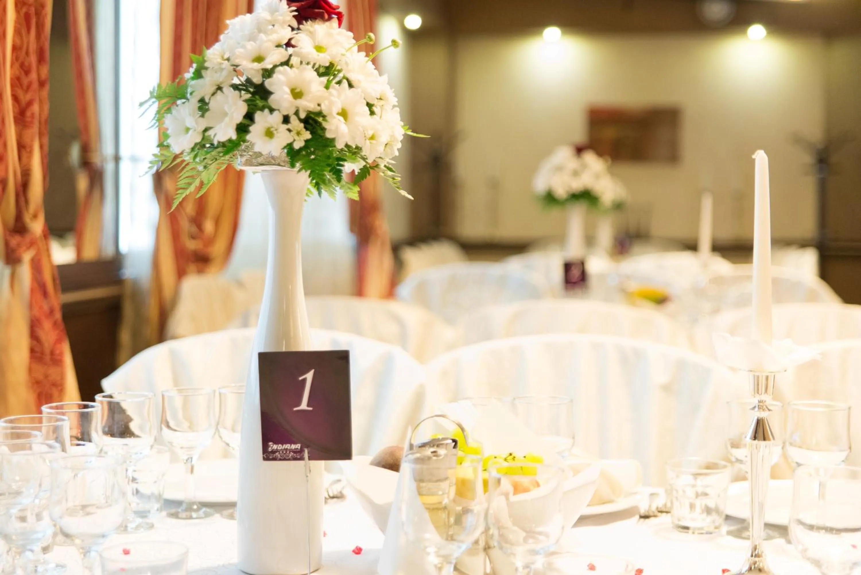 Decorative detail in Indiana Hotel