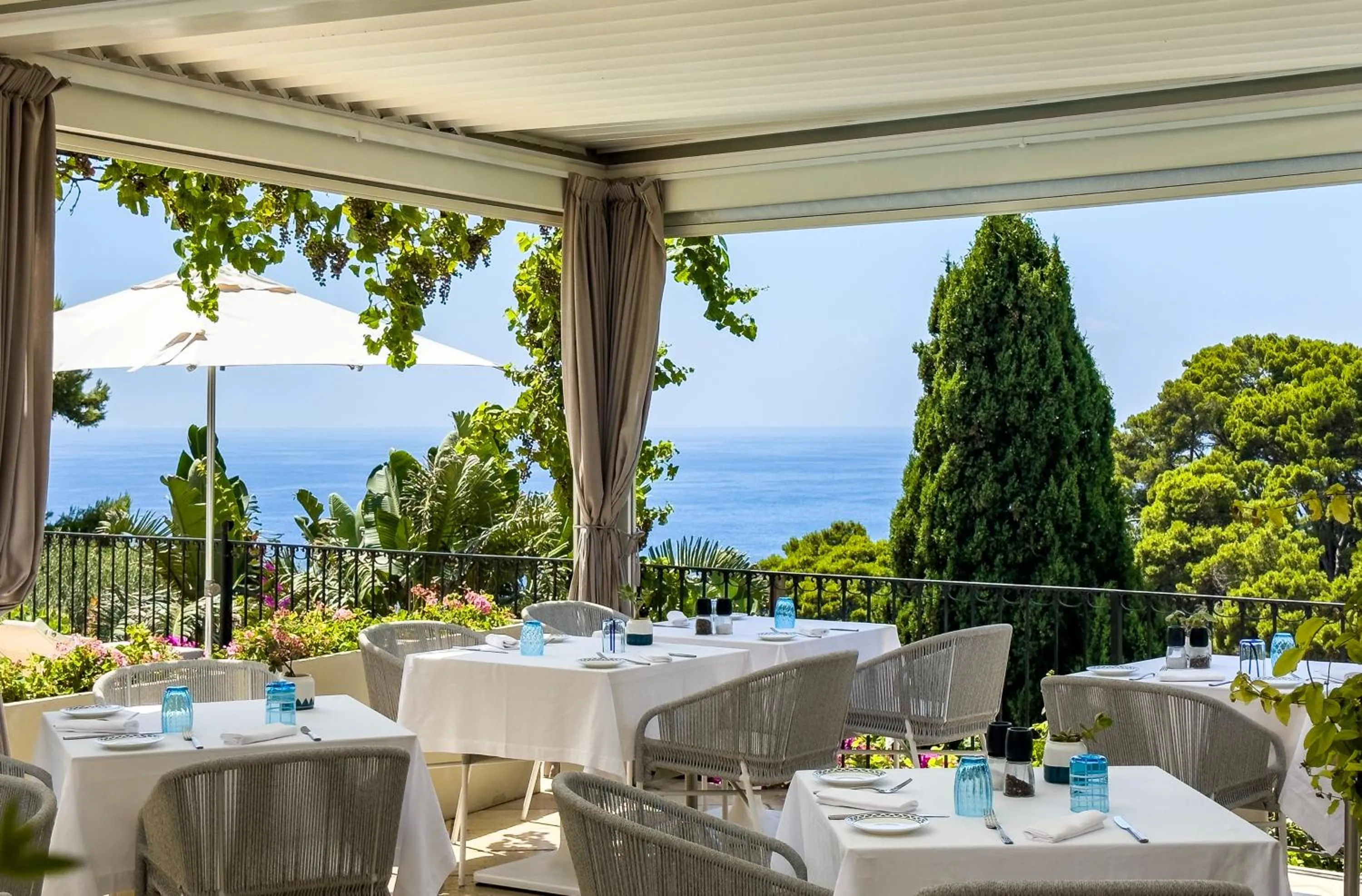 Restaurant/places to eat in La Vega