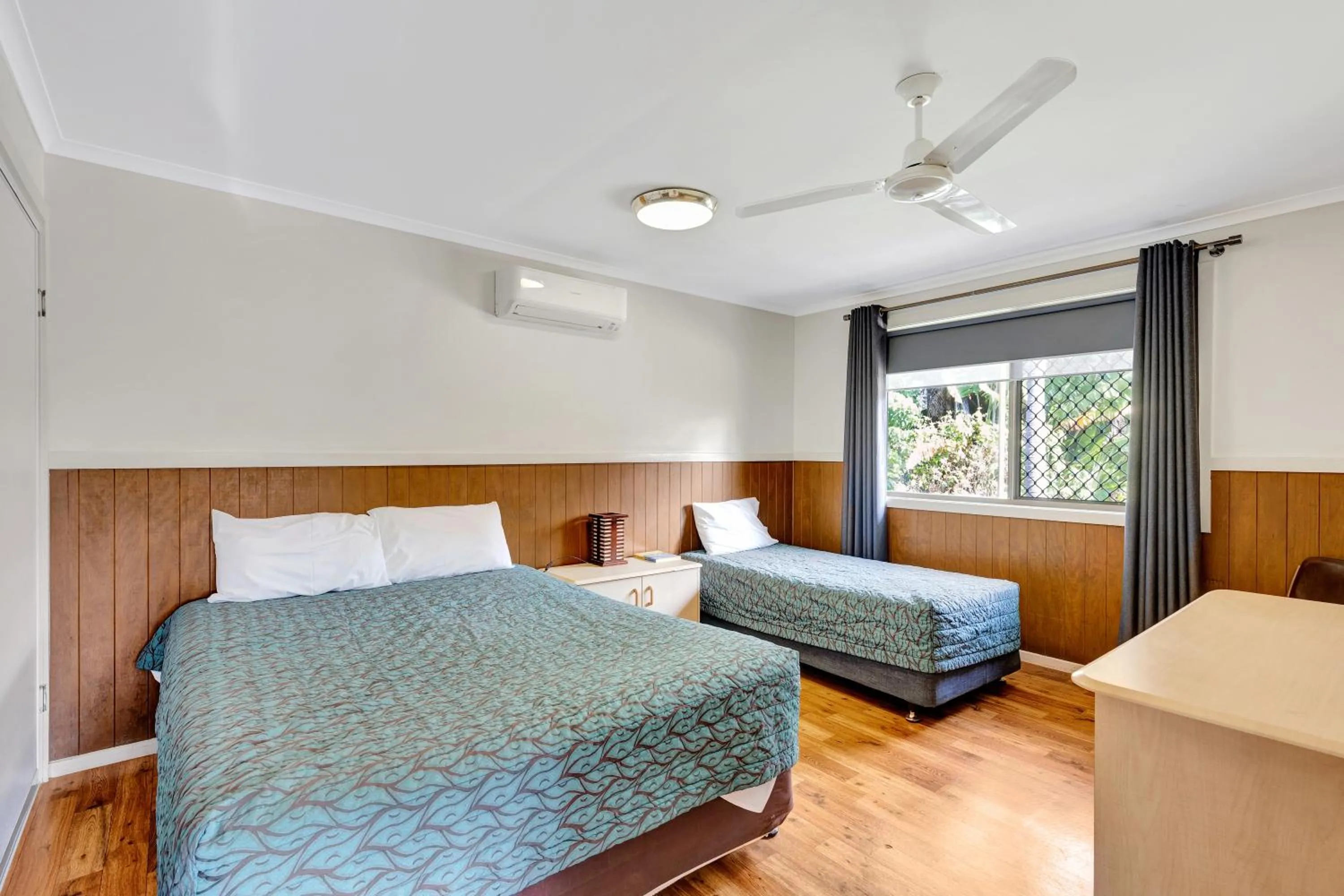 Bedroom in Sanctuary Lakes Fauna Retreat