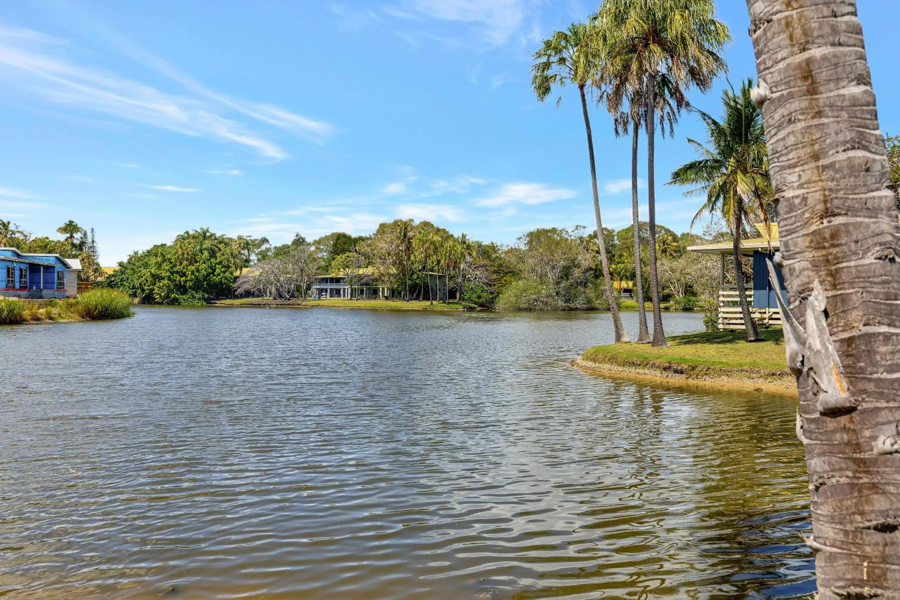 Natural landscape in Sanctuary Lakes Fauna Retreat