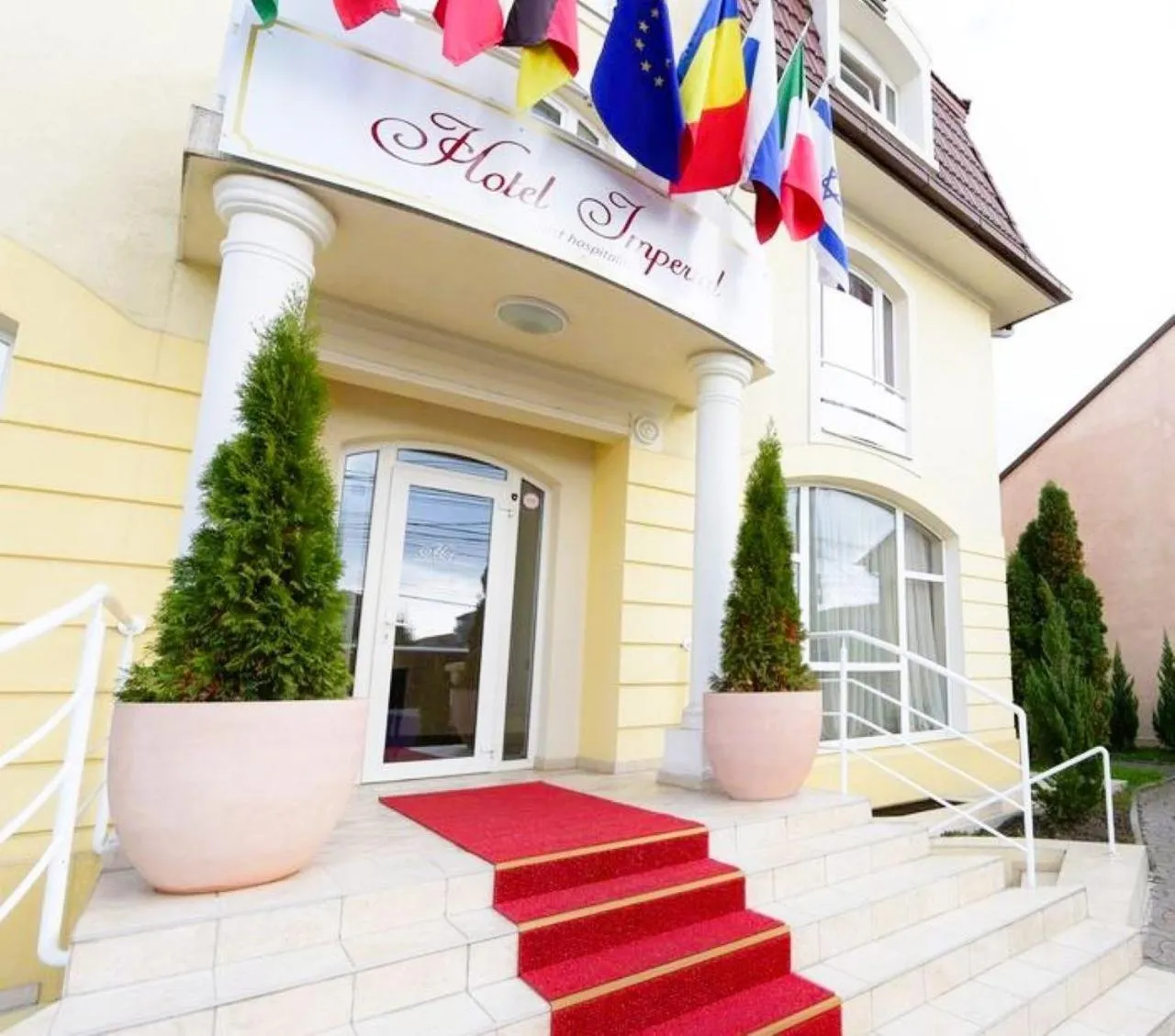 Property building in Hotel Imperial