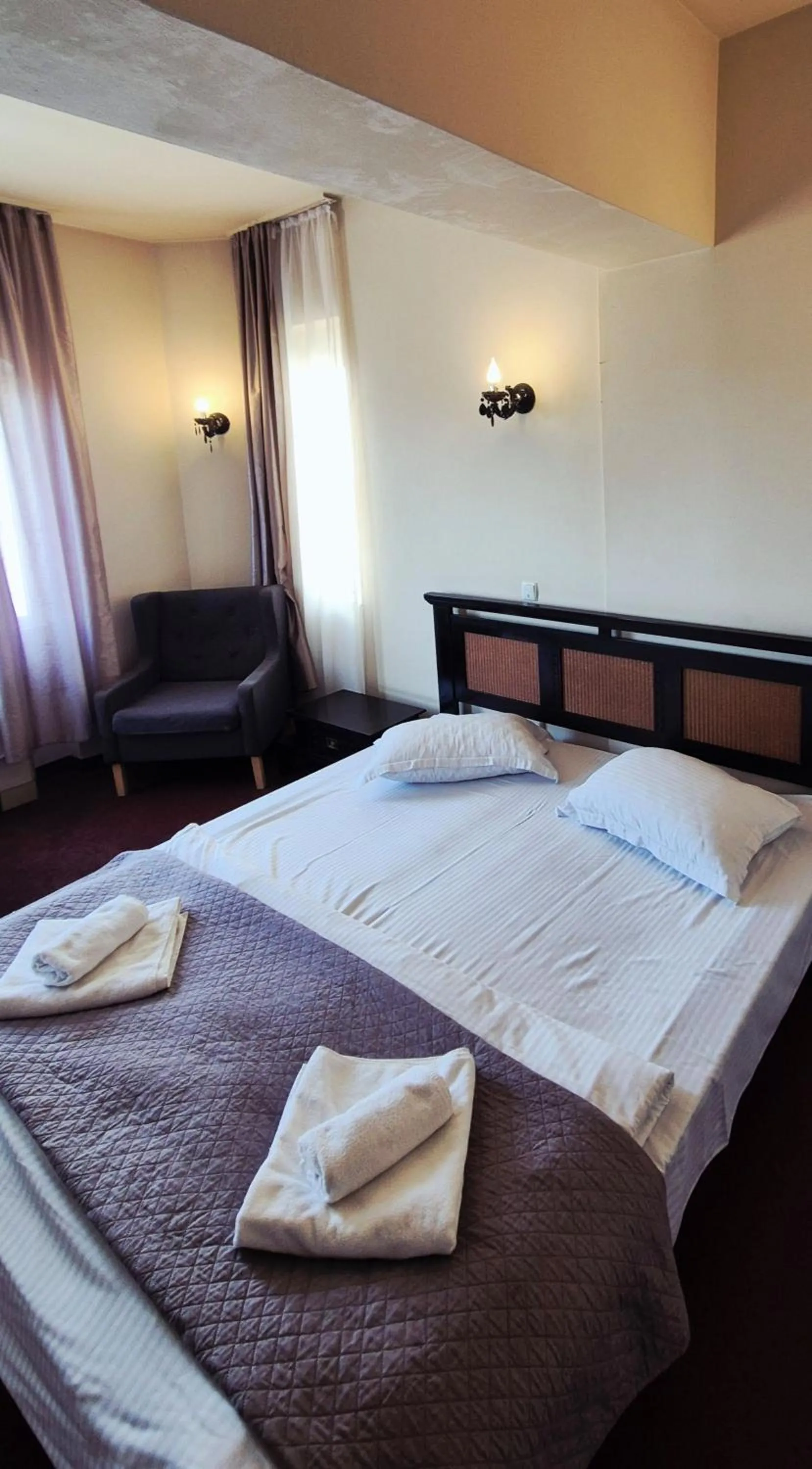 Photo of the whole room, Bed in Hotel Imperial