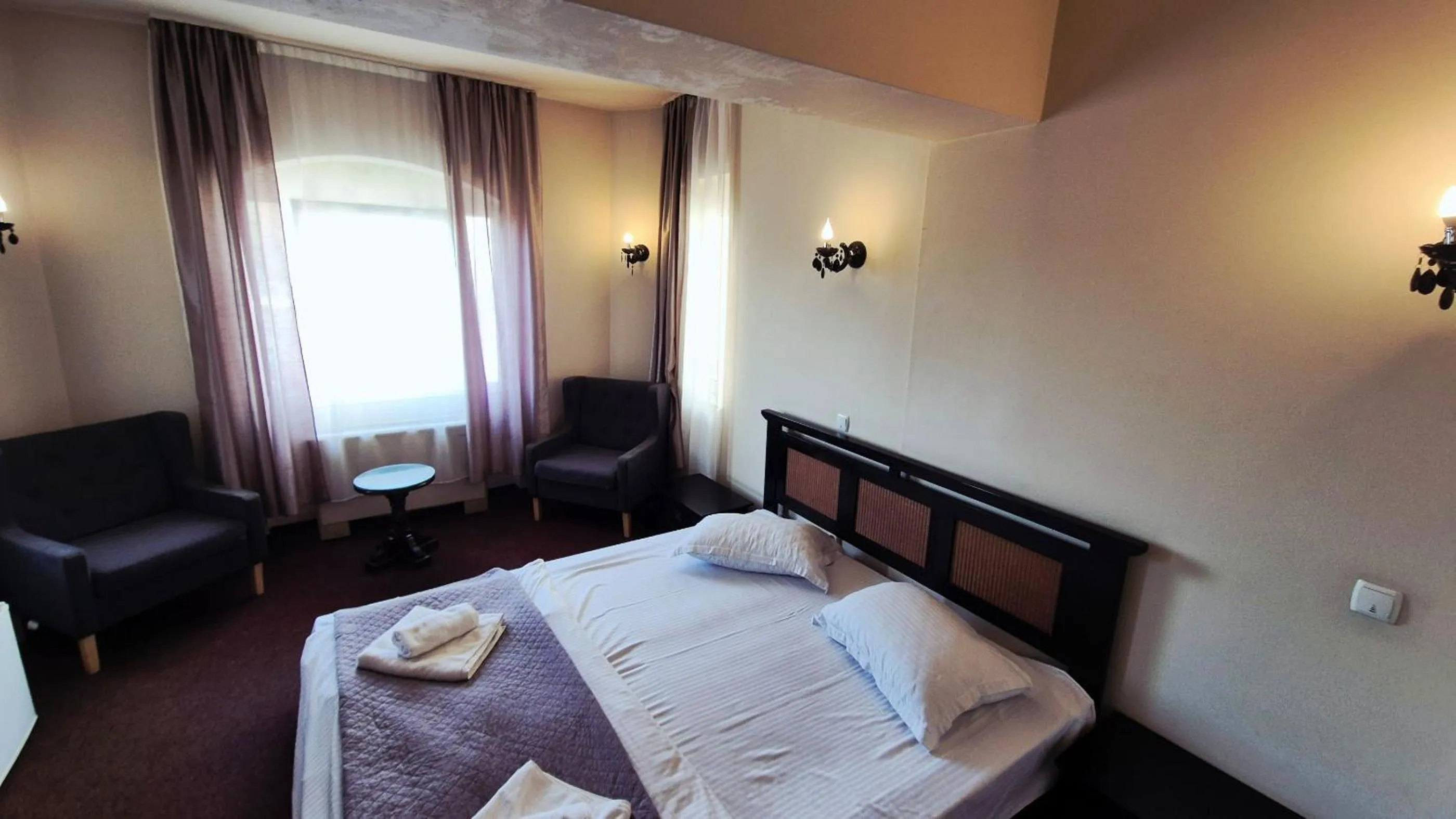 Bed in Hotel Imperial