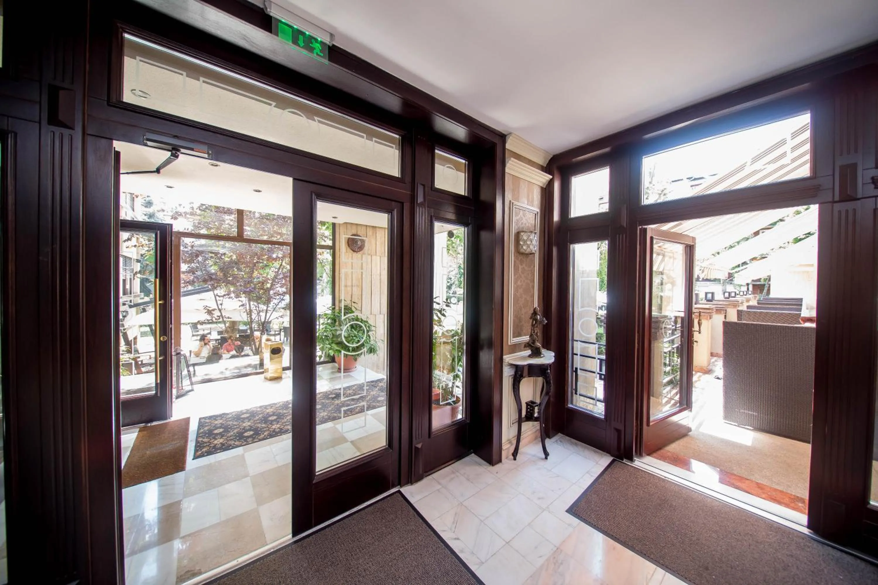 Bed in Best Western Central Hotel