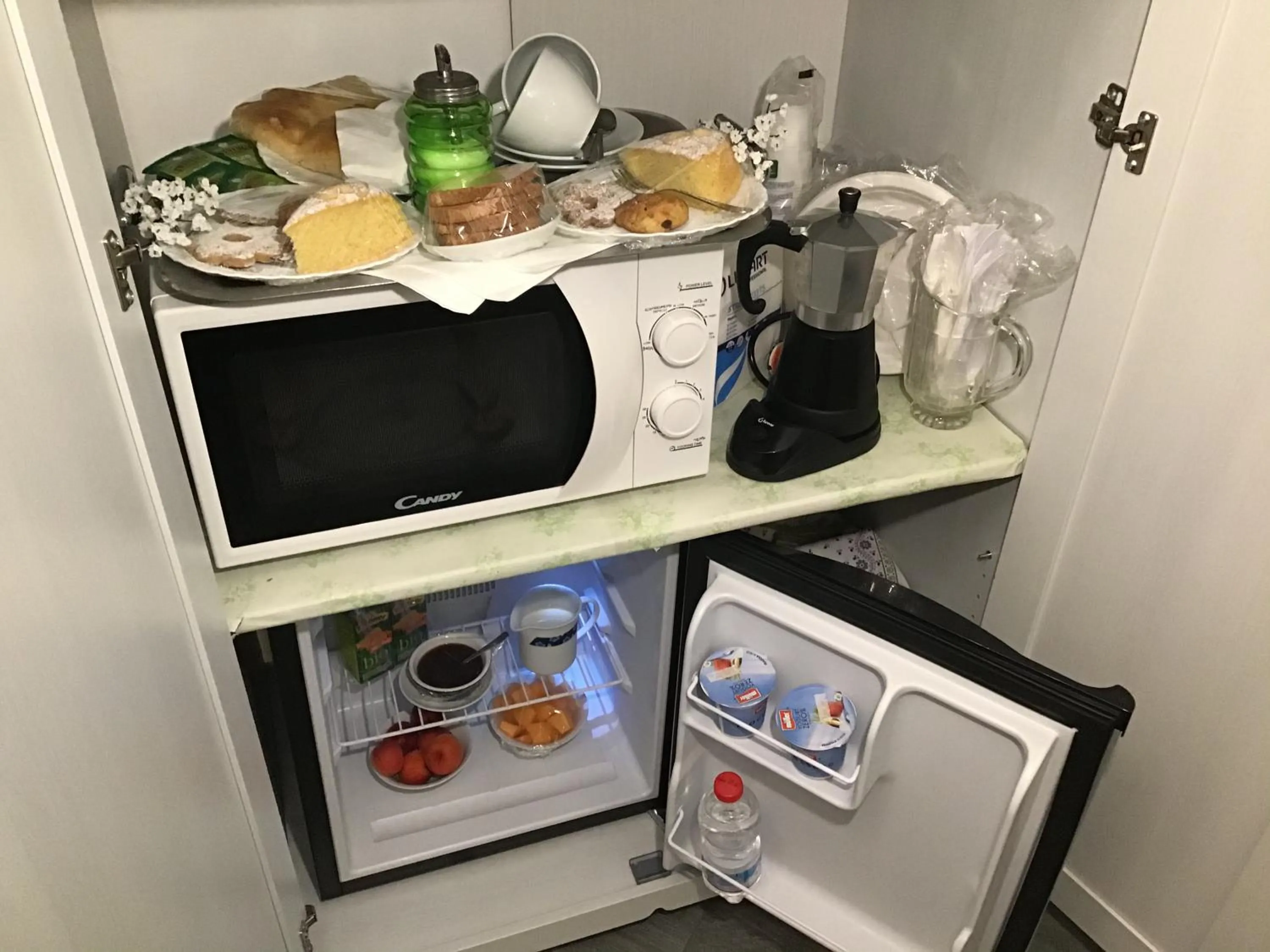 Coffee/tea facilities in B&B Lercari