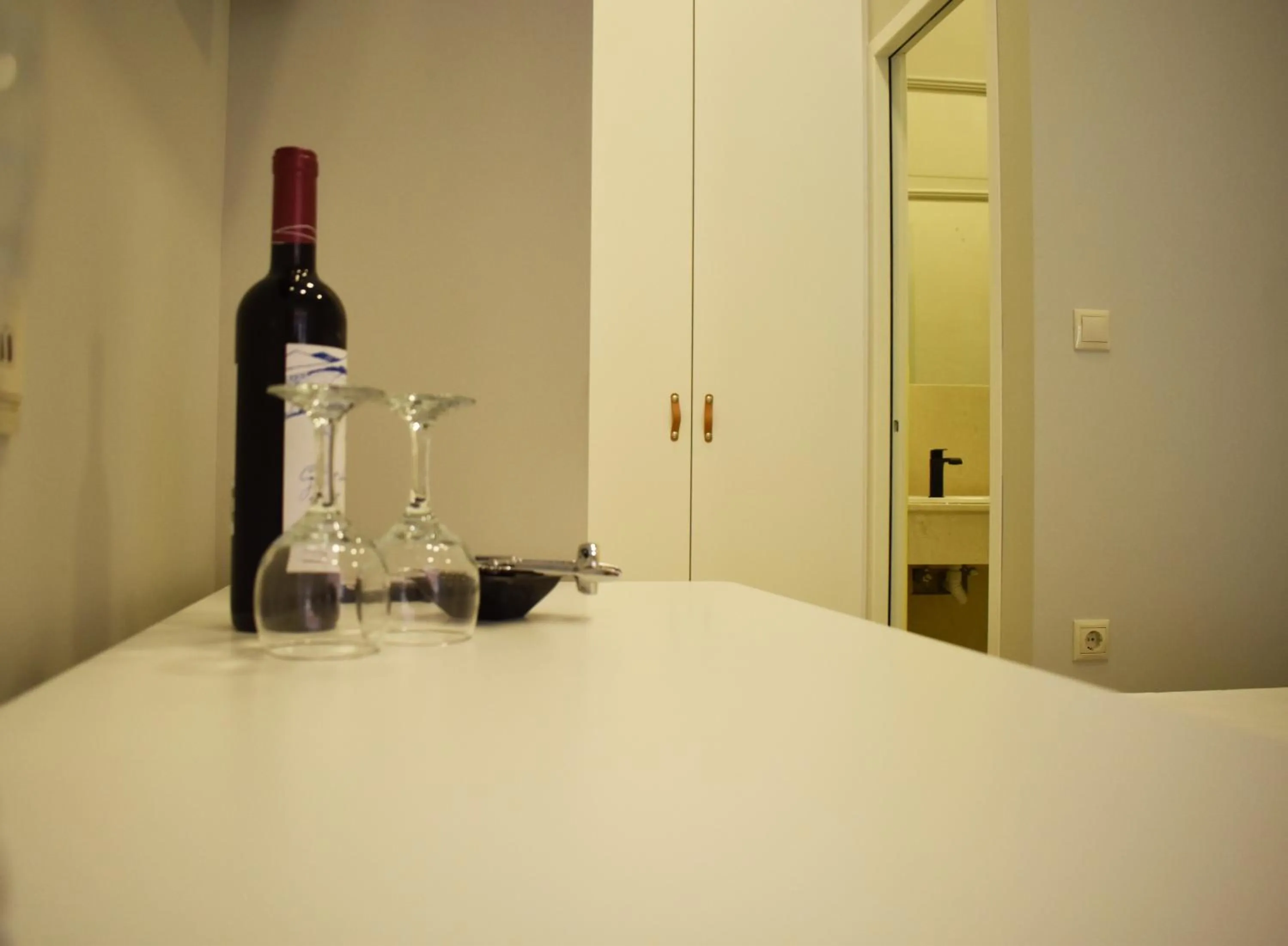 Candia Suites & Rooms