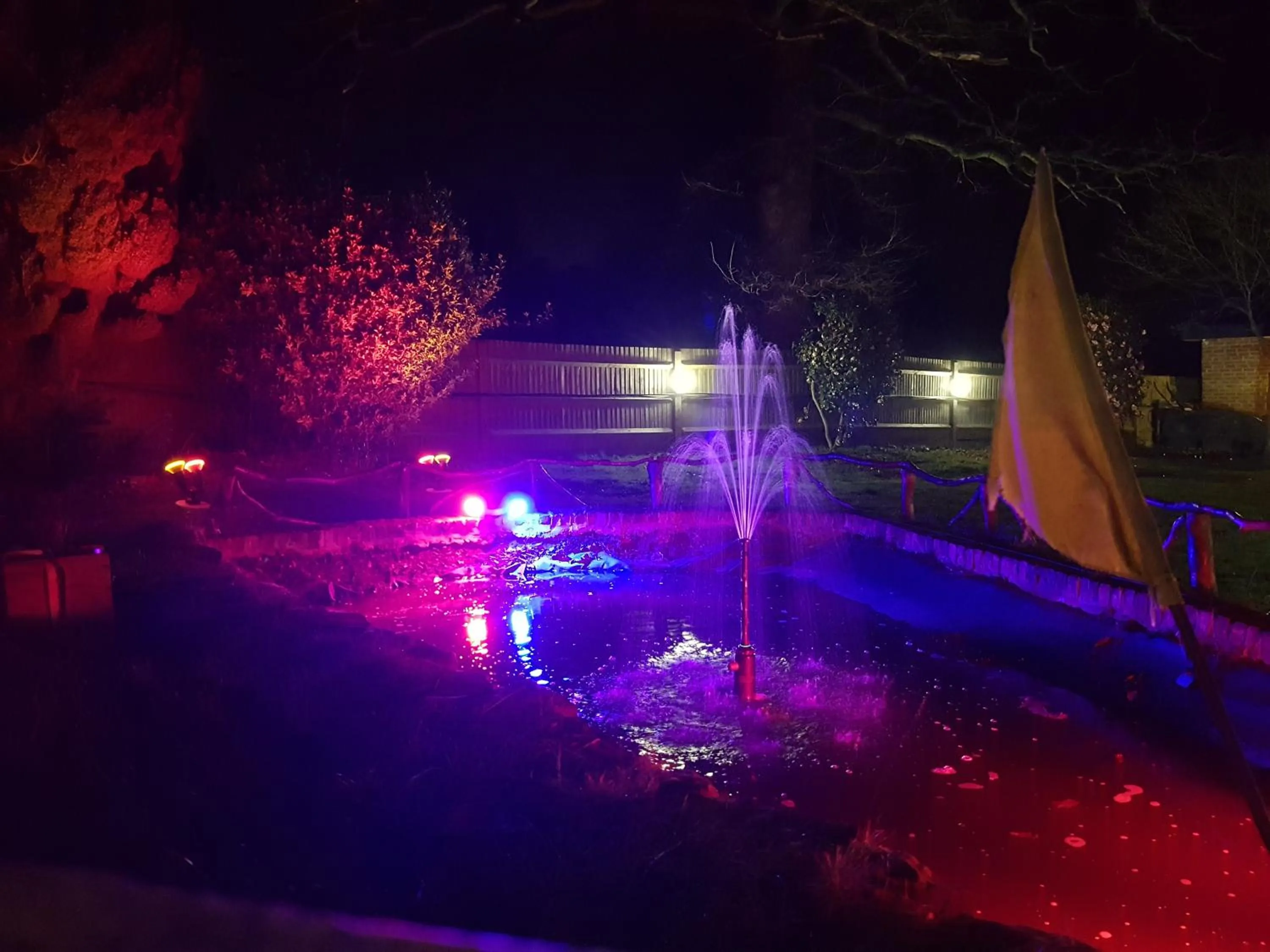 Property building in Anand Lodge