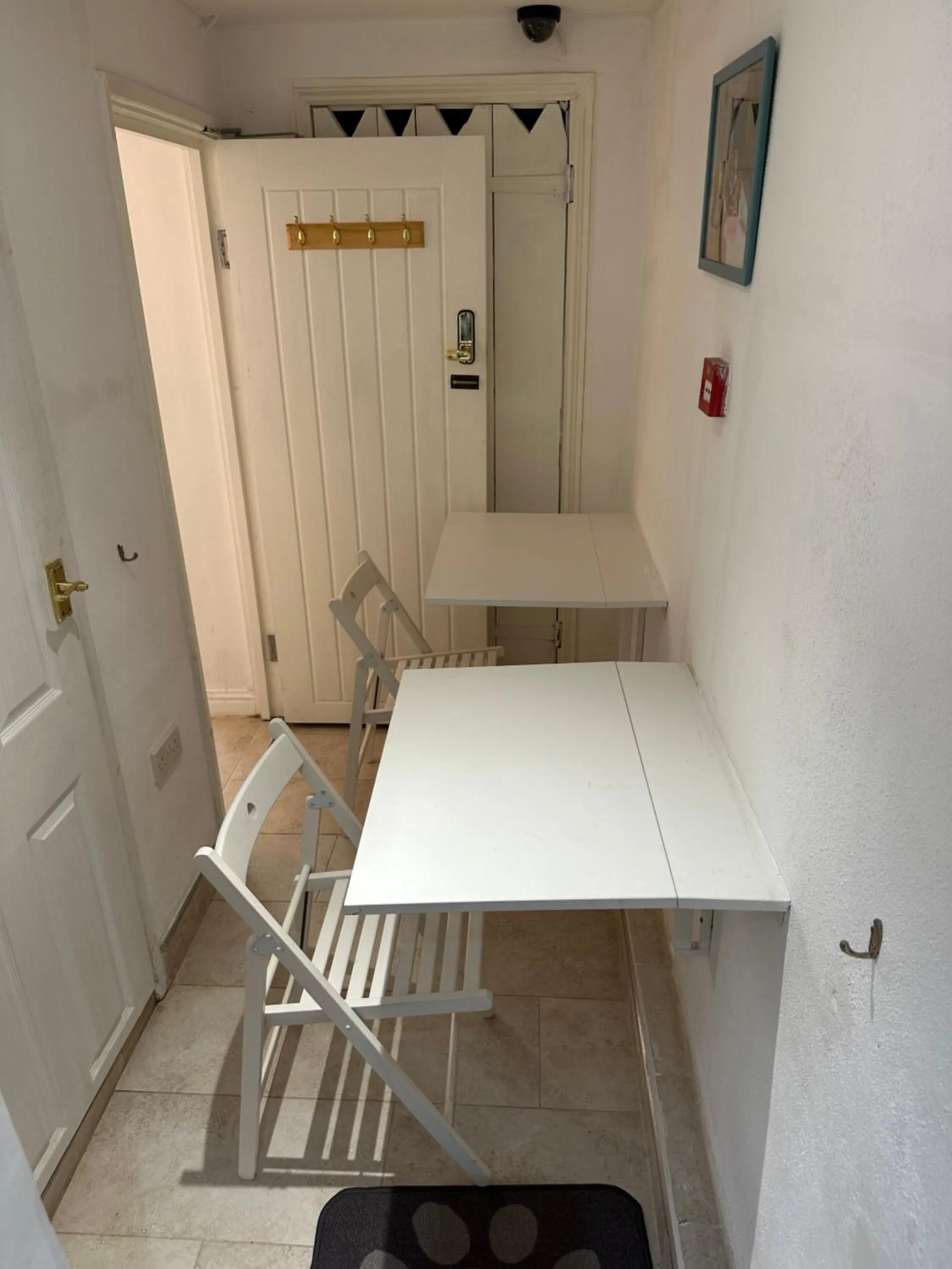 Seating area in Anand Lodge