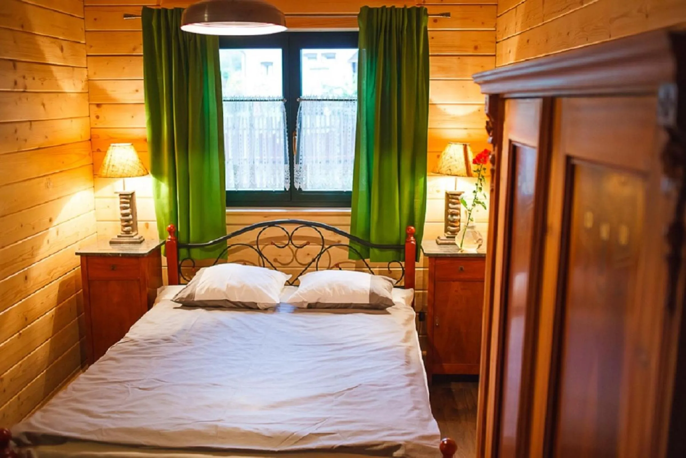 Bed in Dom Bratek