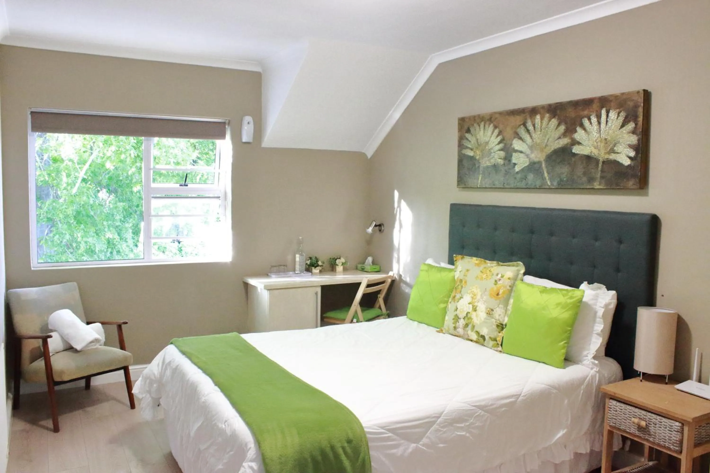 Bedroom, Bed in Milas Place