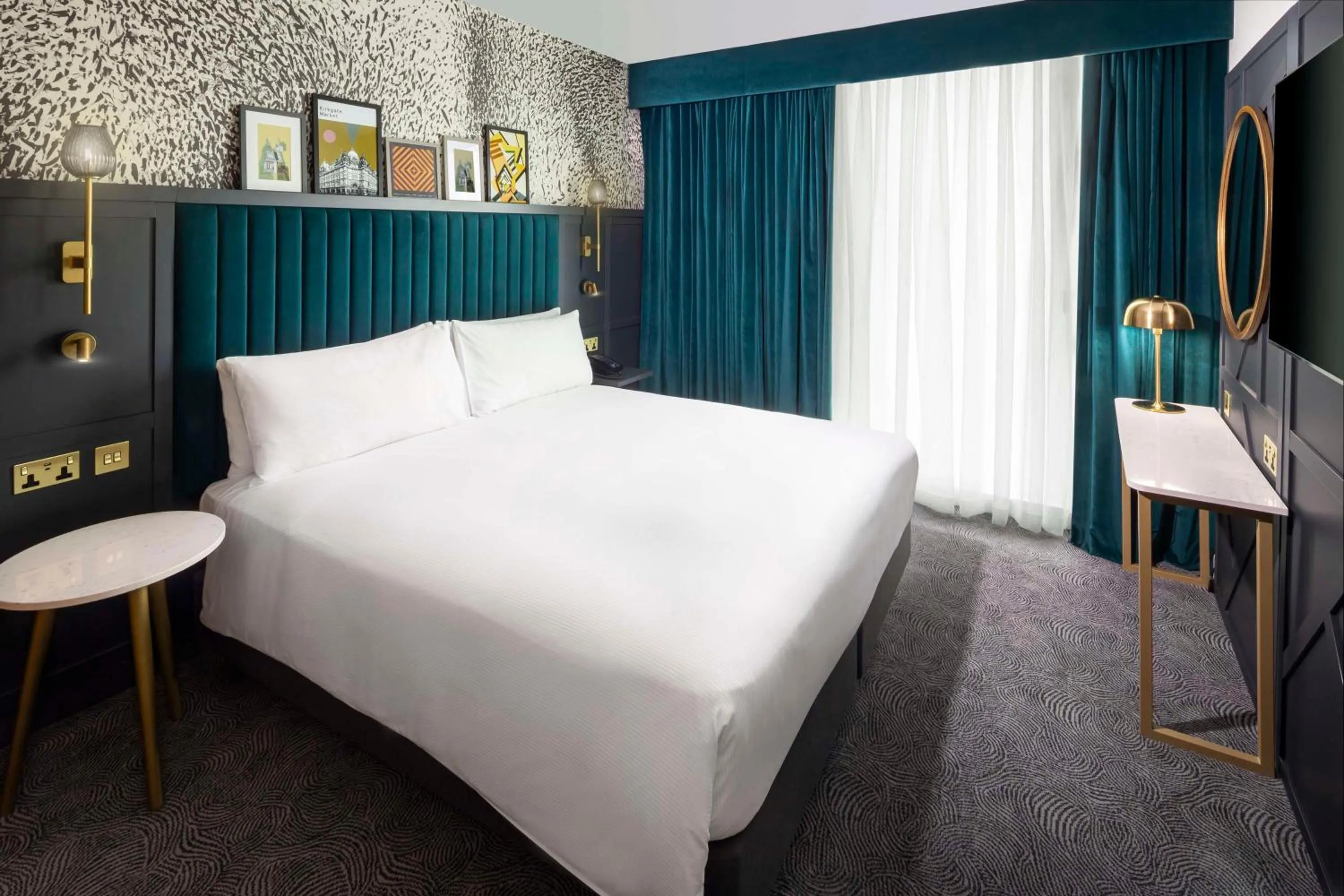 Bed in DoubleTree by Hilton Leeds