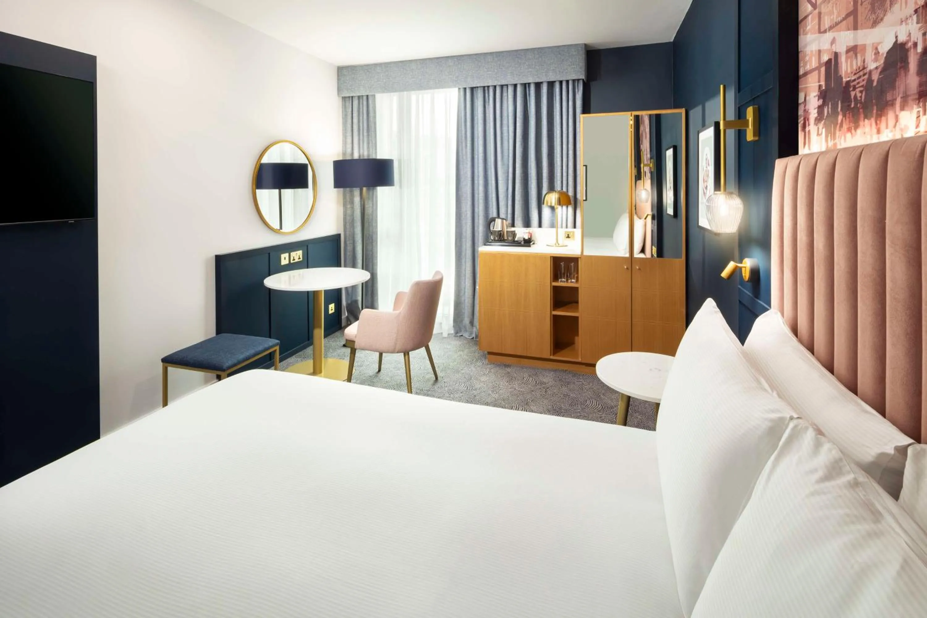 Bed in DoubleTree by Hilton Leeds