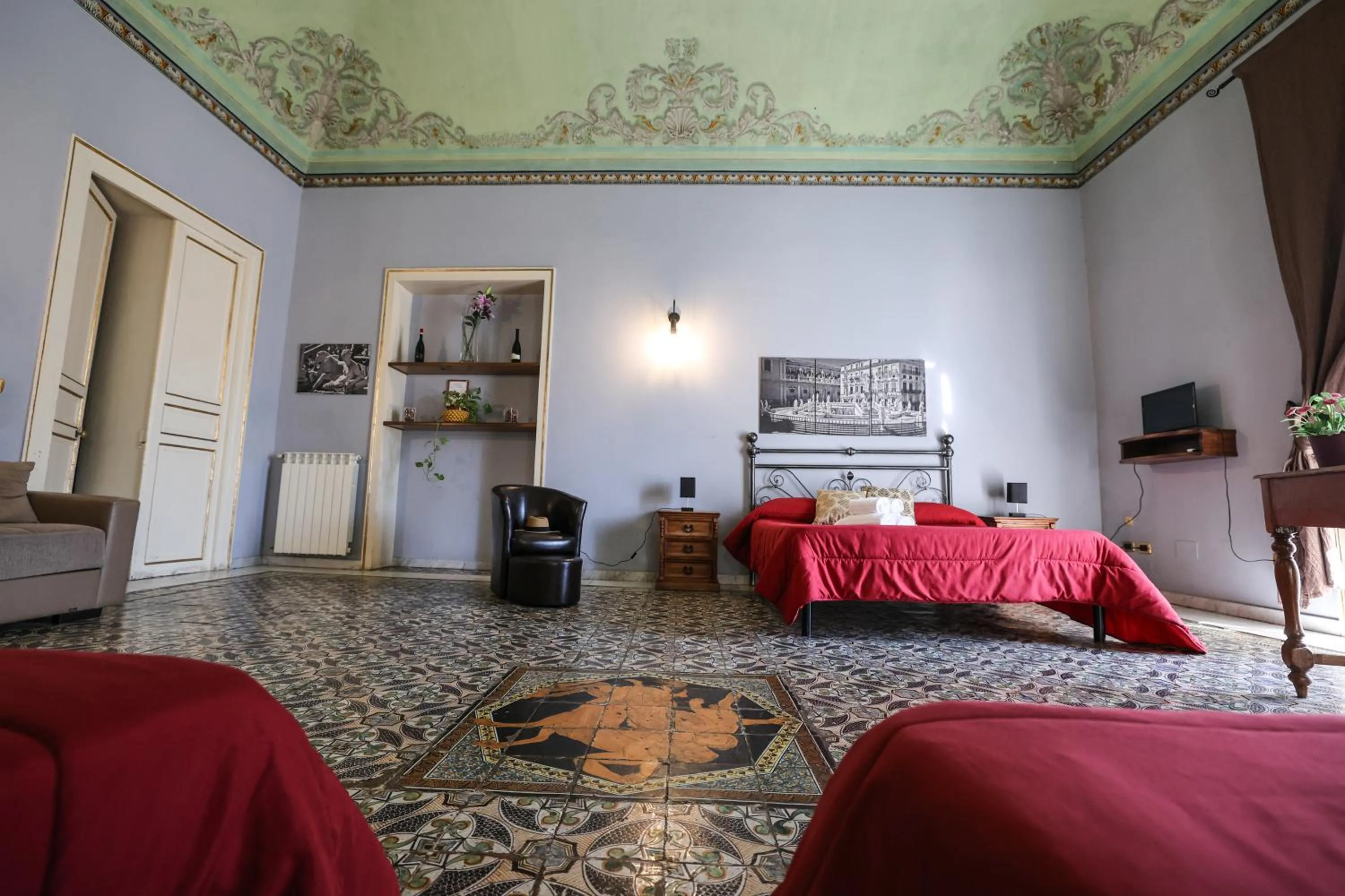 Photo of the whole room, Bed in Antica Dimora