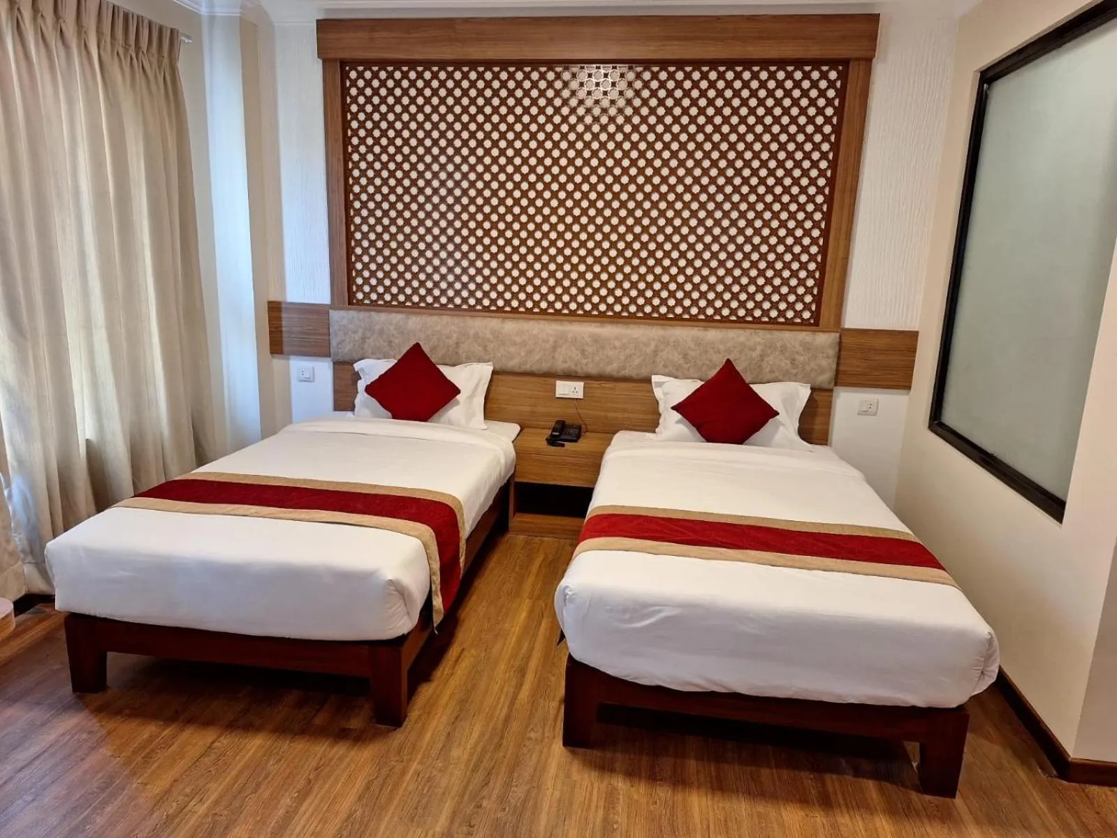 Bed in Hotel Himalayan Villa - Nagarkot