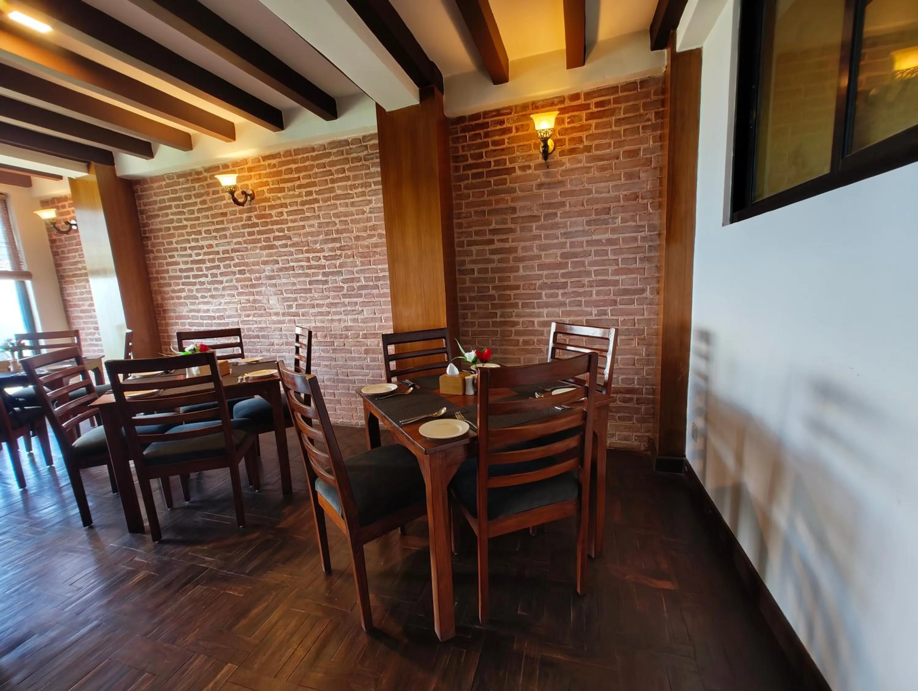 Restaurant/places to eat in Hotel Himalayan Villa - Nagarkot