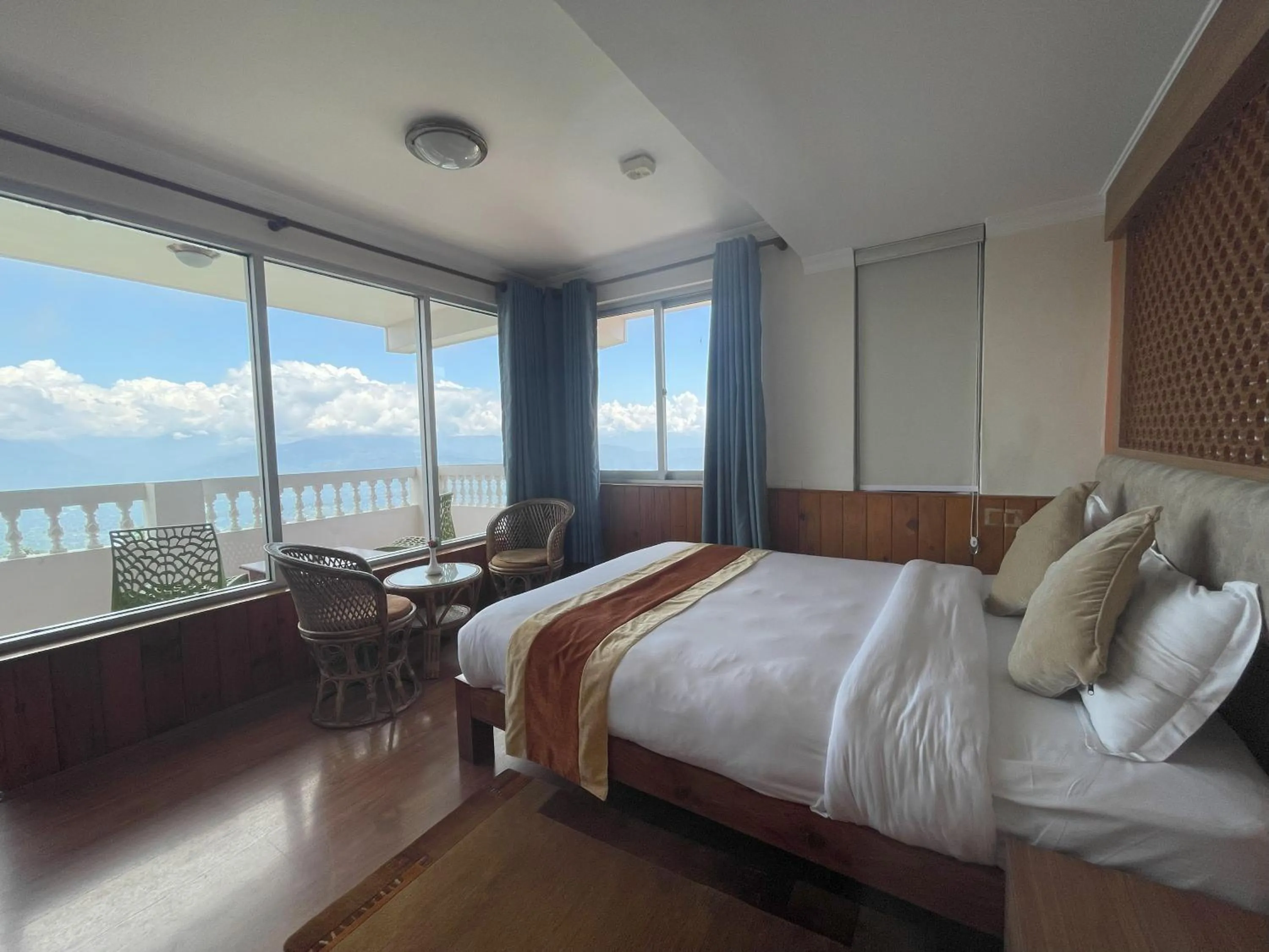 Bedroom, Bed in Hotel Himalayan Villa - Nagarkot