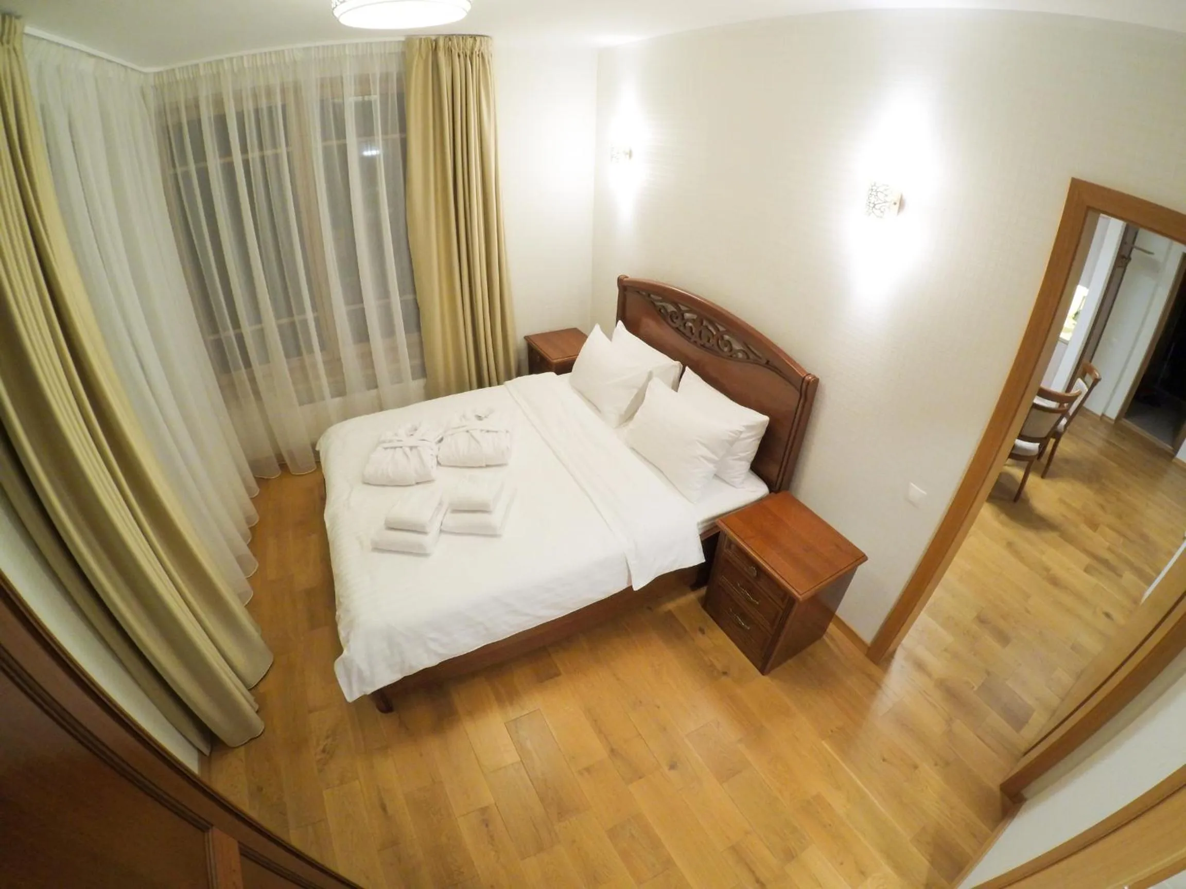 Night in BaltHouse Apartments