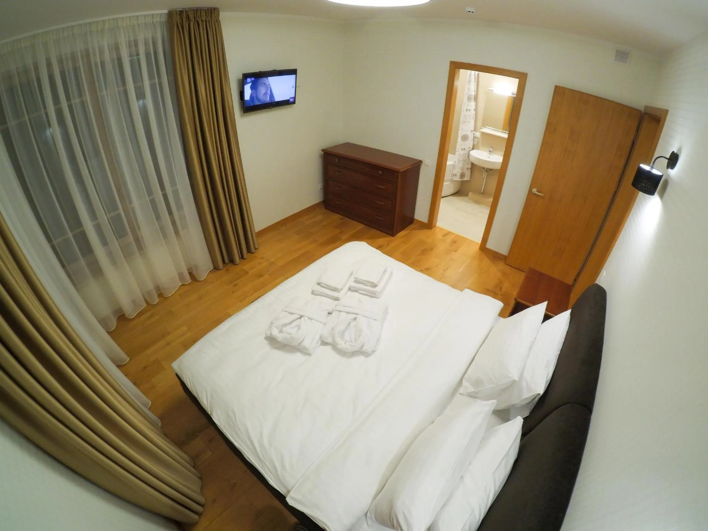 Shower in BaltHouse Apartments