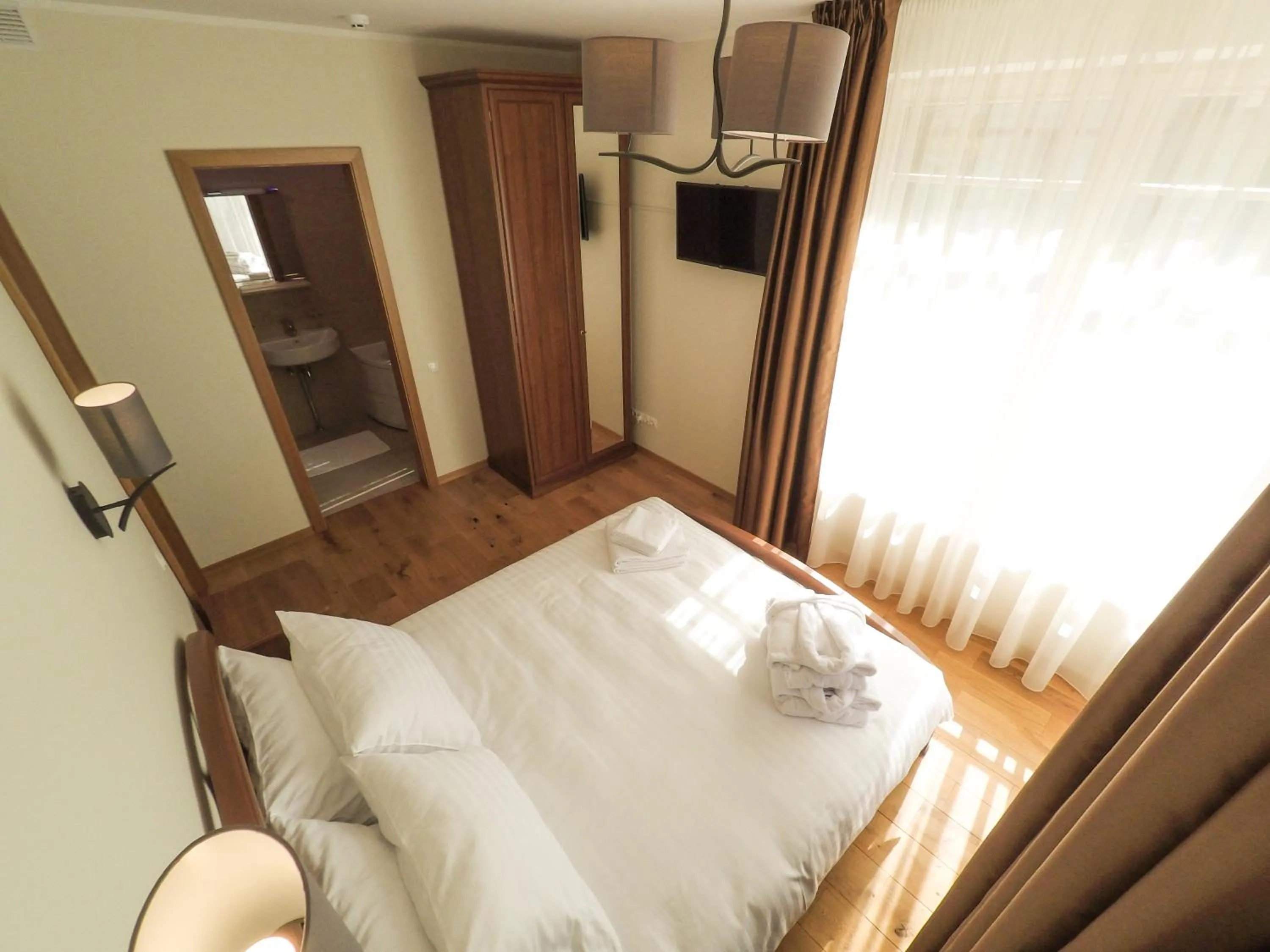 Shower in BaltHouse Apartments