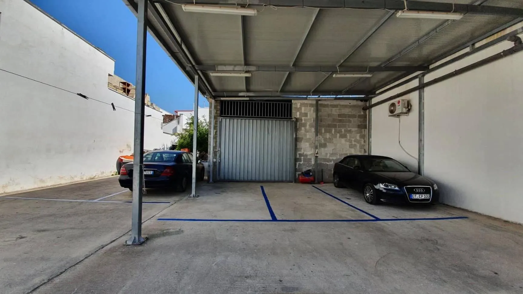 Parking in Albatros B&B Porto Cesareo