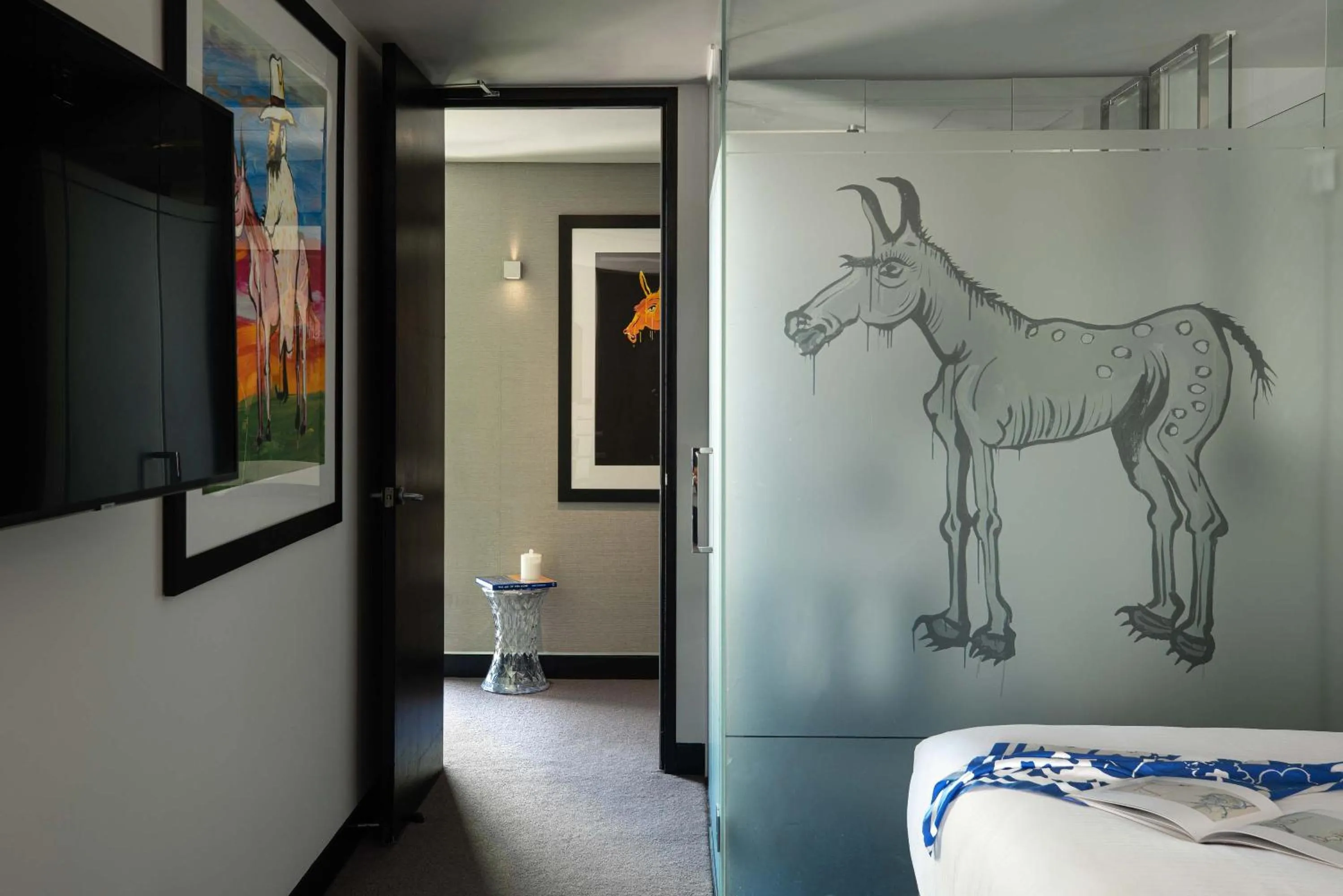 Bedroom, Bed in The Cullen Melbourne - Art Series