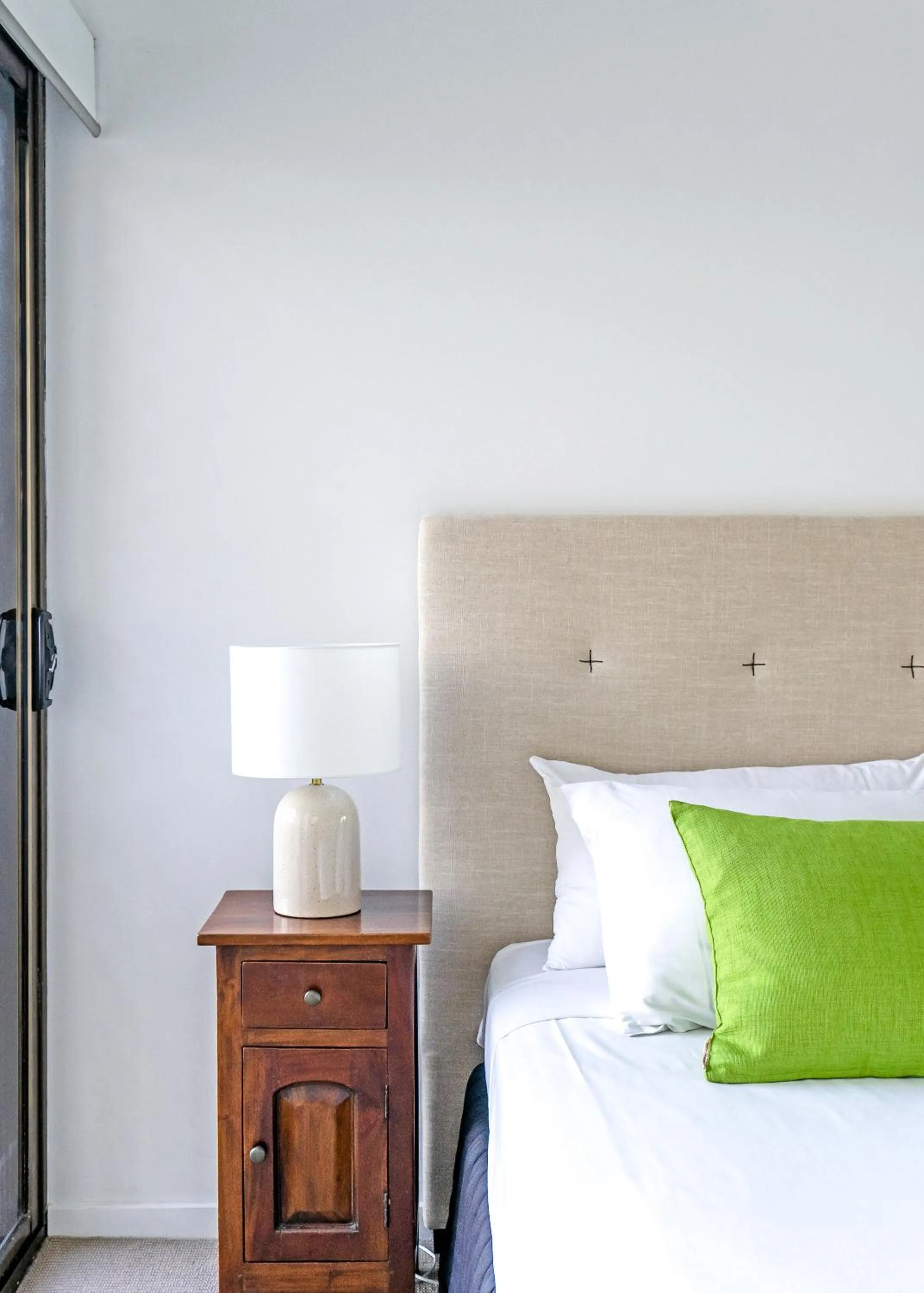 Bed in Glen Eden Beach Resort