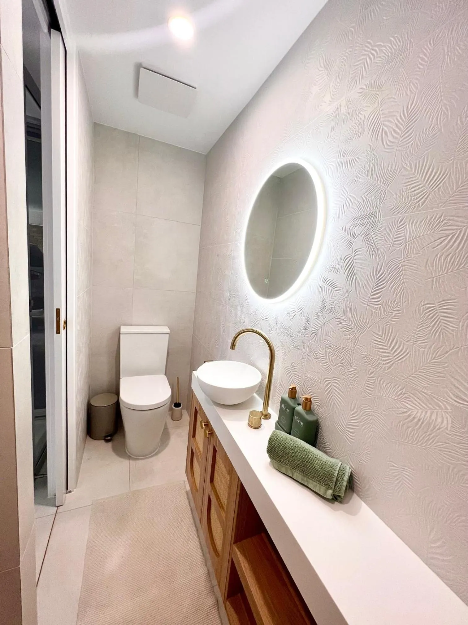 Glen Eden Beach Resort