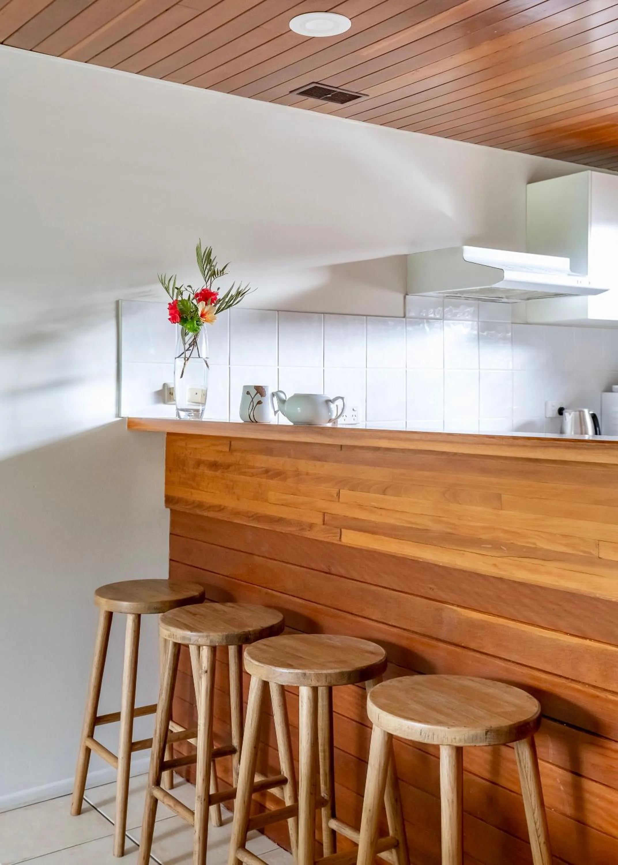 Glen Eden Beach Resort