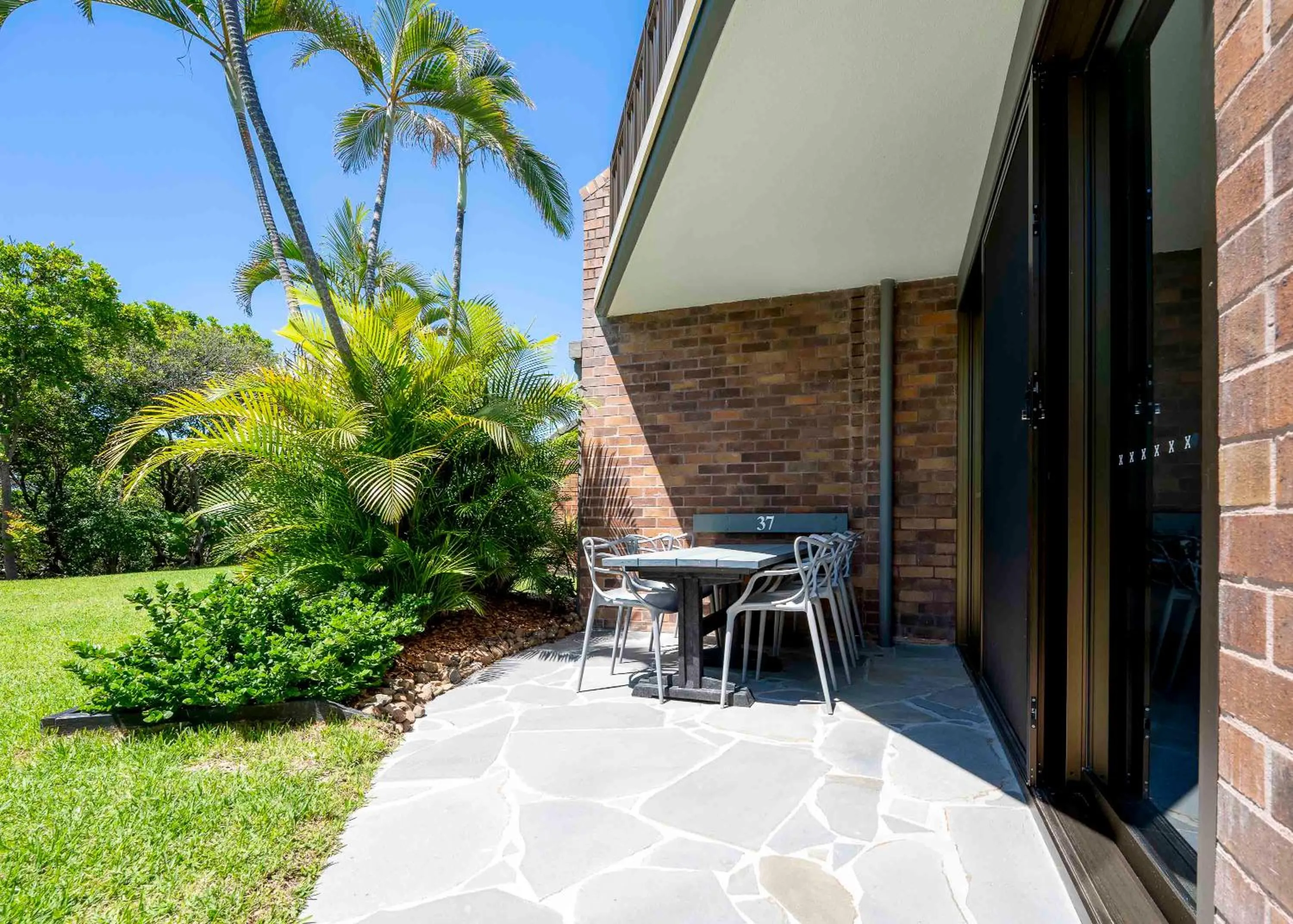 Glen Eden Beach Resort