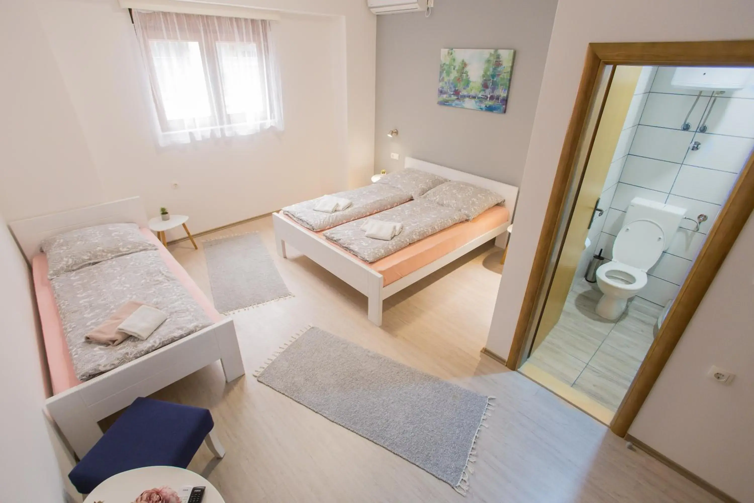 Double Room with Private Bathroom in Guest House Stari Double Room with Private Bathroom in Guest House Stari