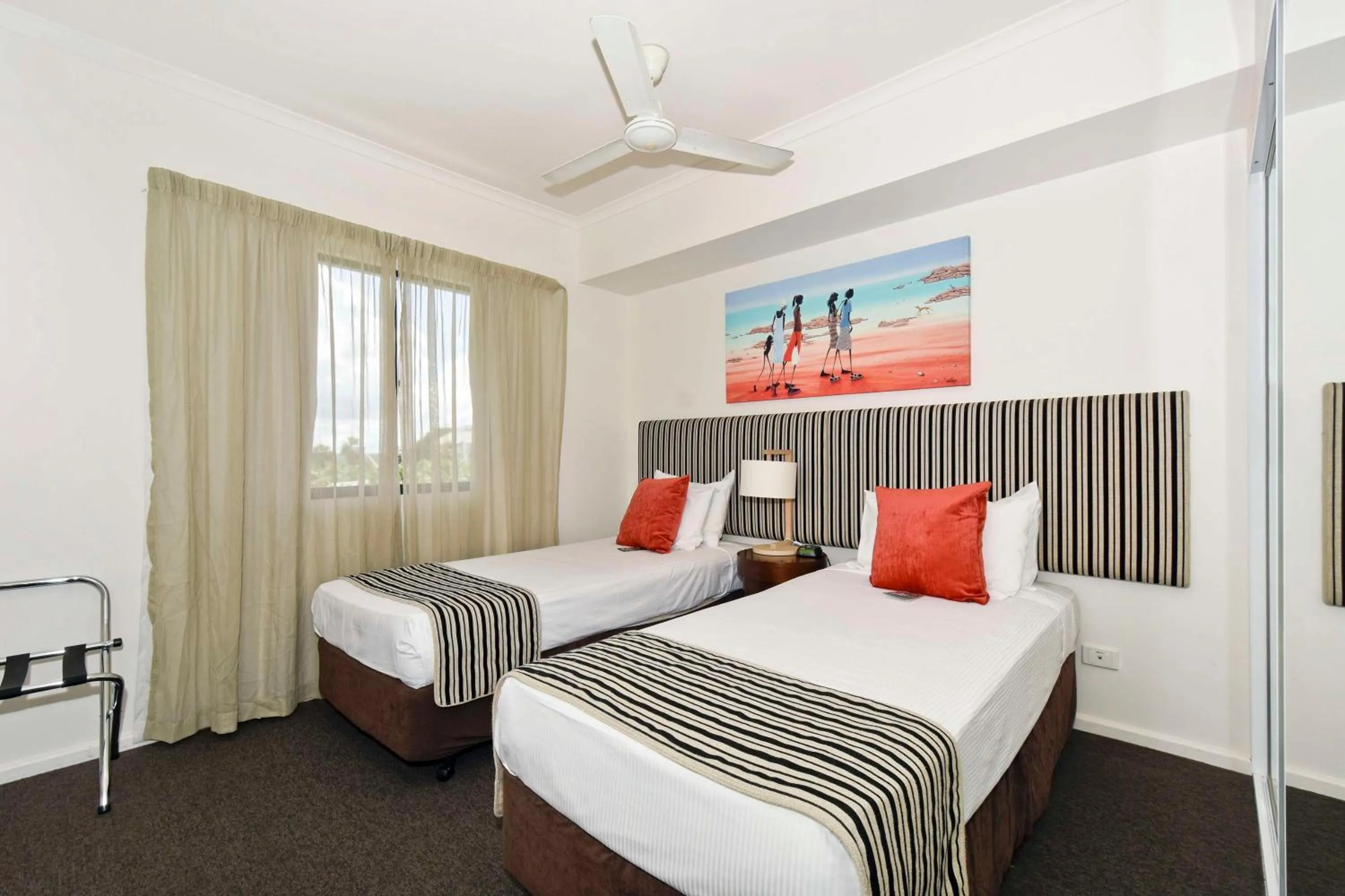 Bed in Metro Advance Apartments & Hotel