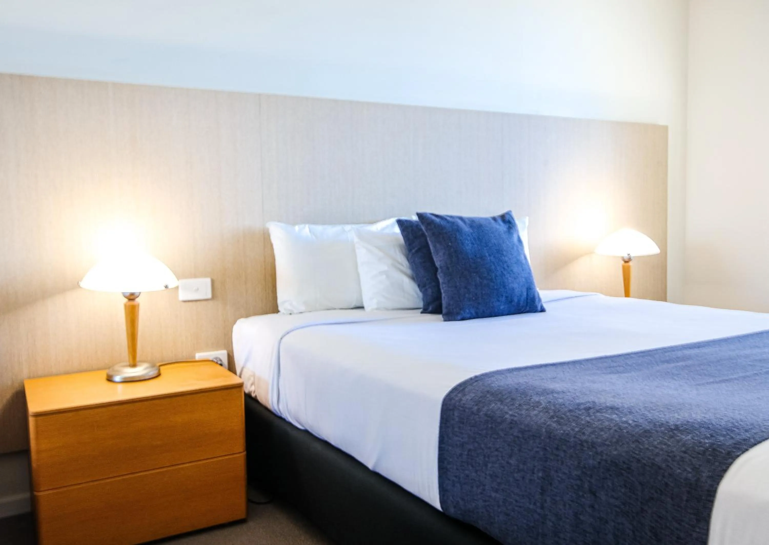 Bedroom, Bed in Dockside Brisbane