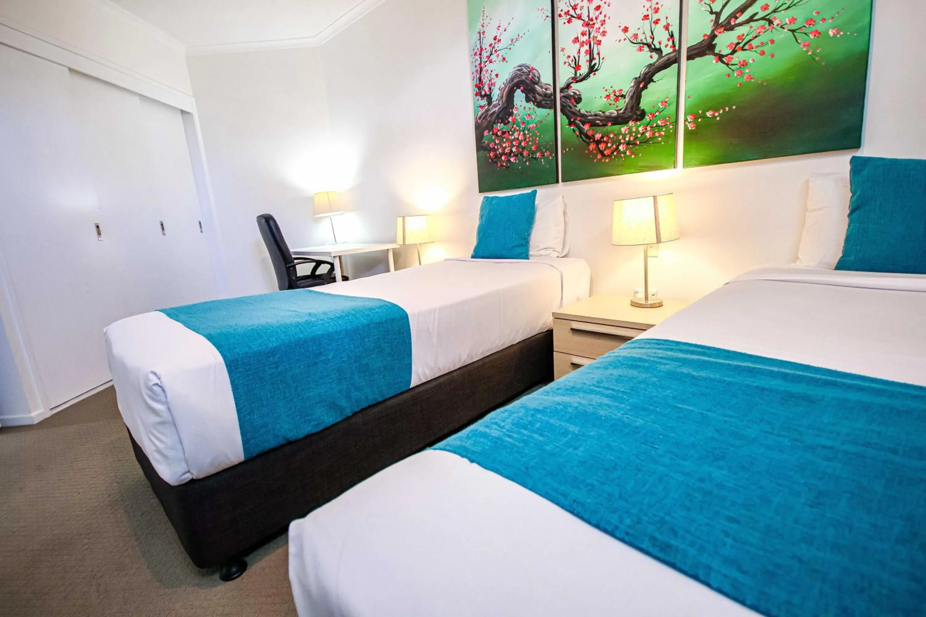 Bedroom, Bed in Dockside Brisbane