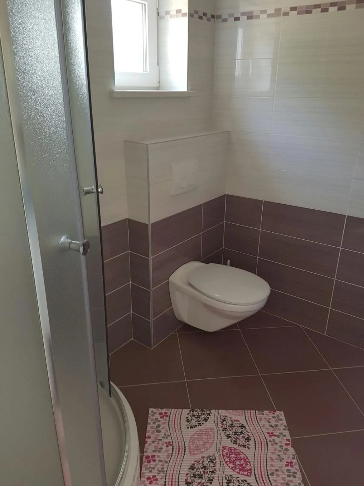 Toilet in Apartments Tereza