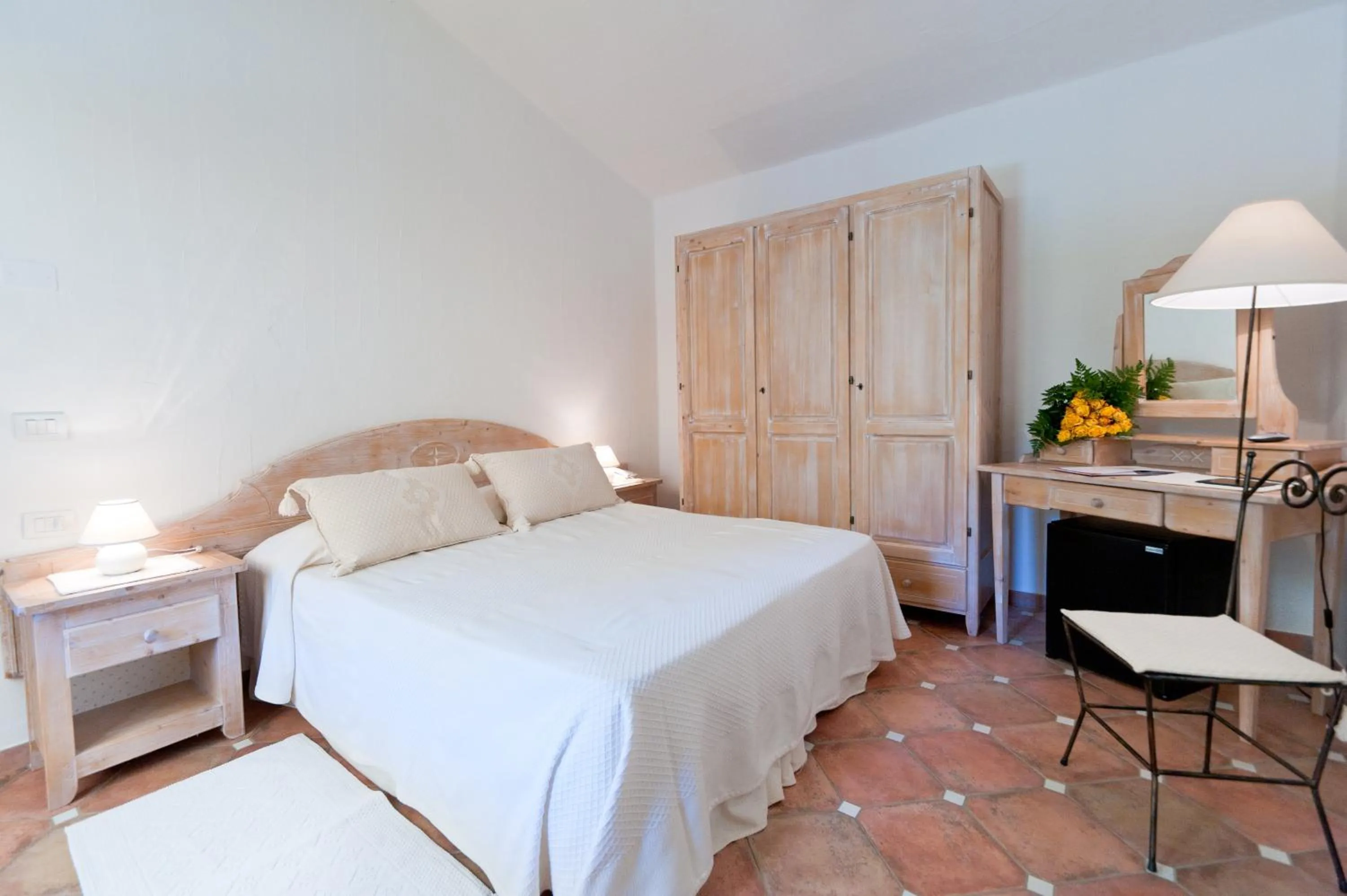 Bedroom, Bed in S'Arenada Hotel - Adults Only