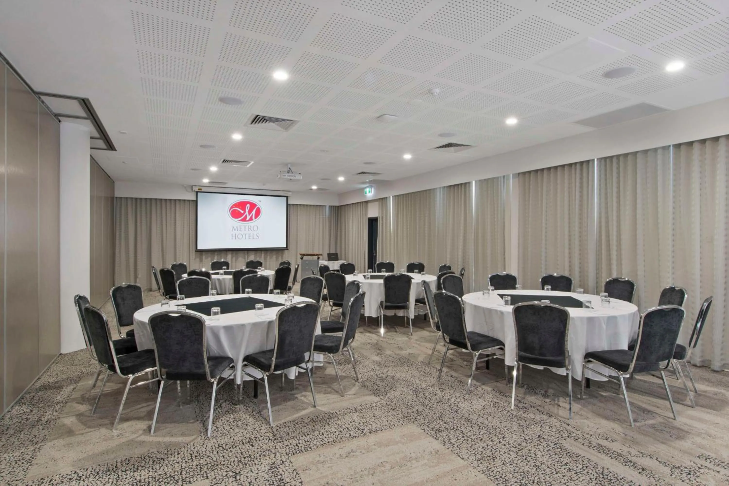 Meeting/conference room in Metro Hotel Perth