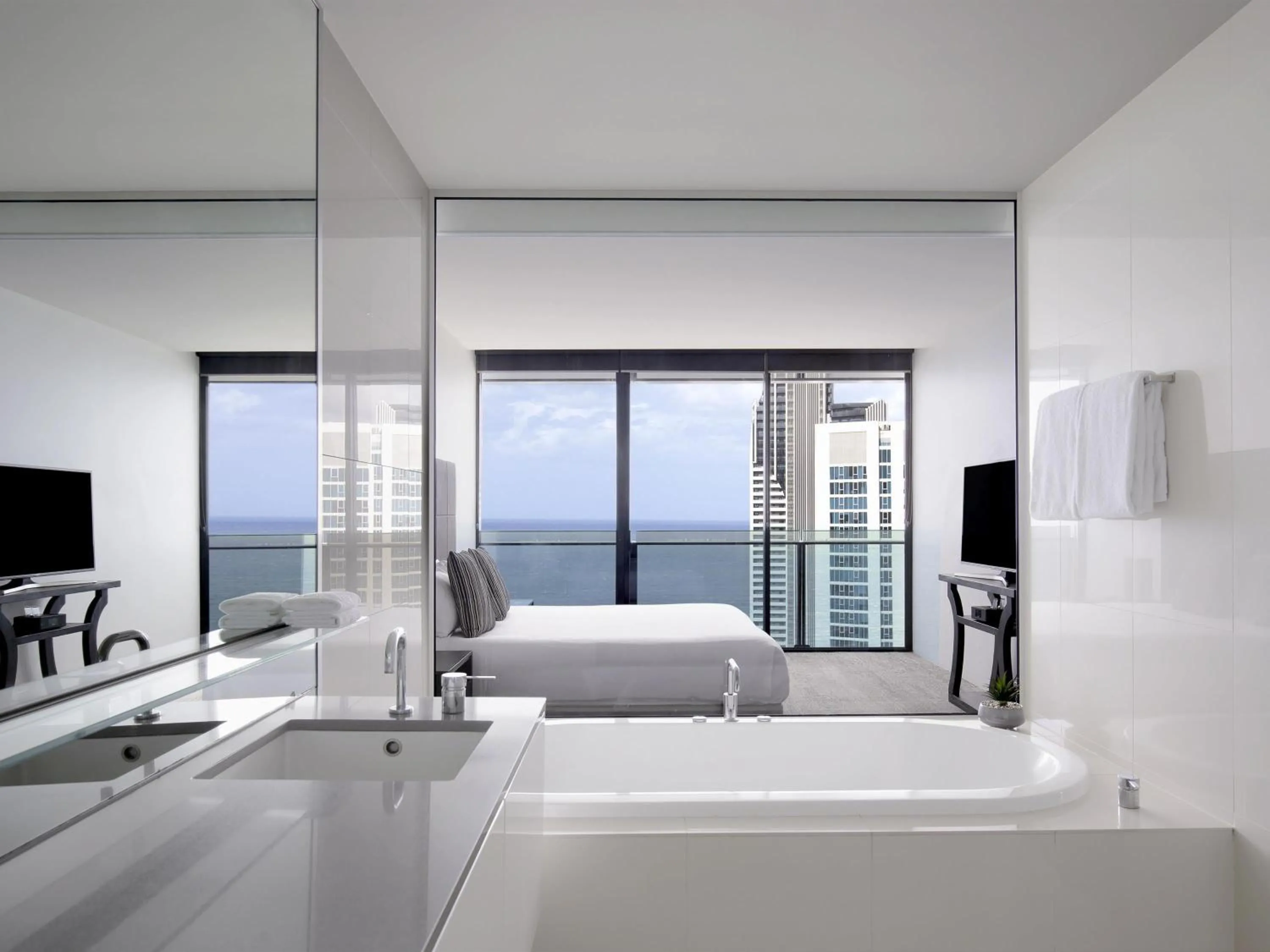 Bedroom, Bed in Mantra Circle On Cavill