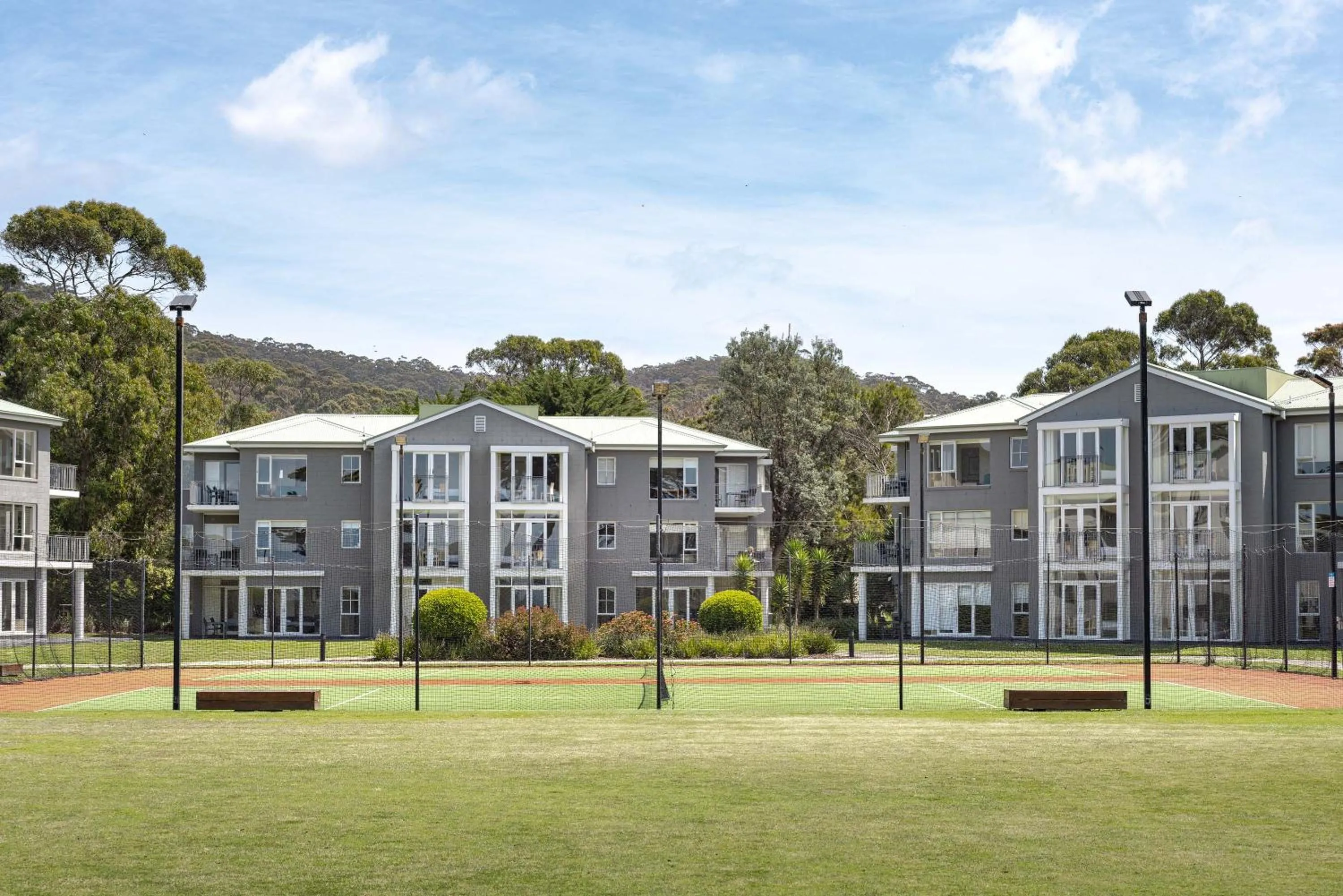 Property building in Mantra Lorne