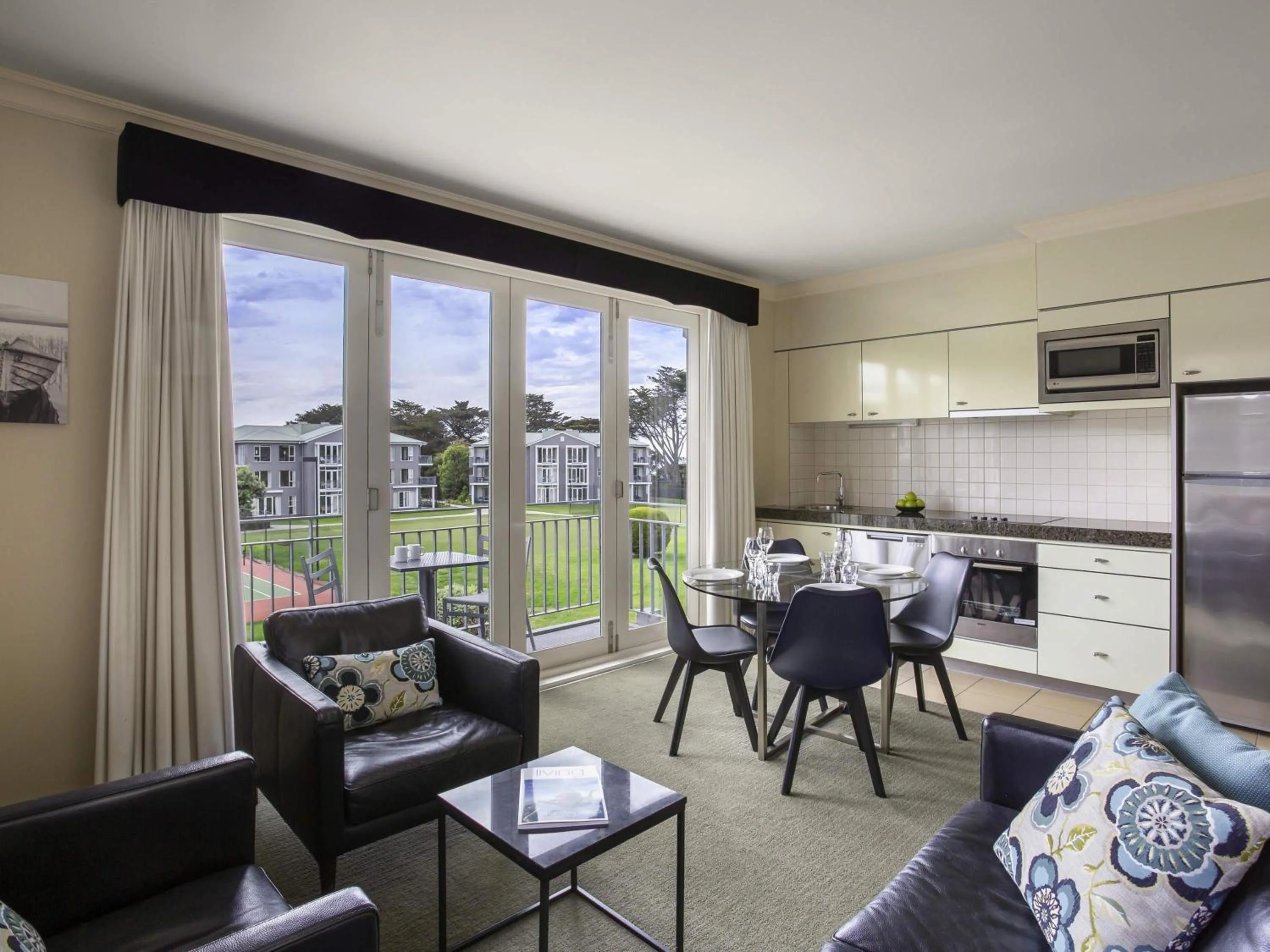 Bedroom in Mantra Lorne