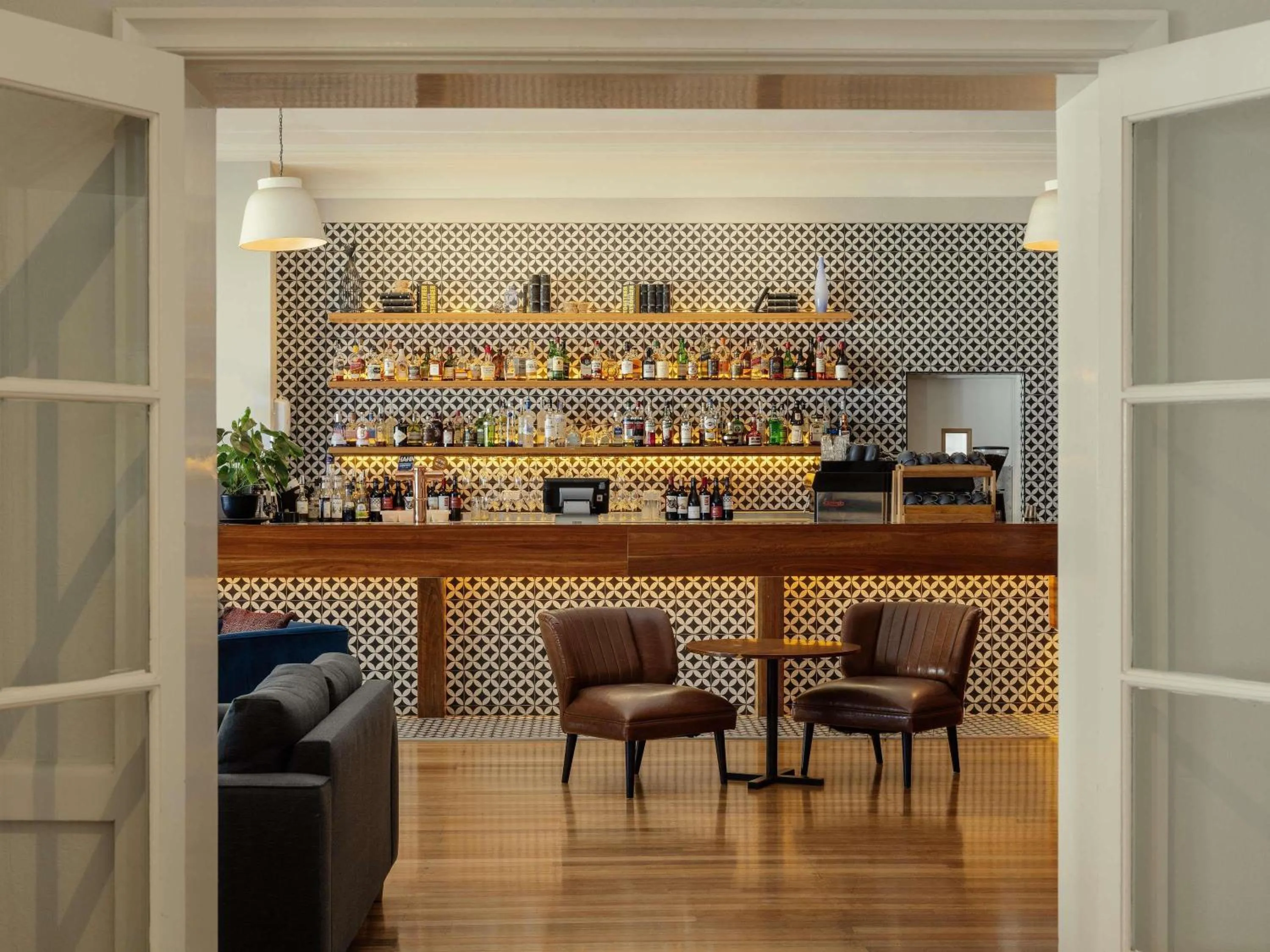 Restaurant/places to eat in Mantra Lorne