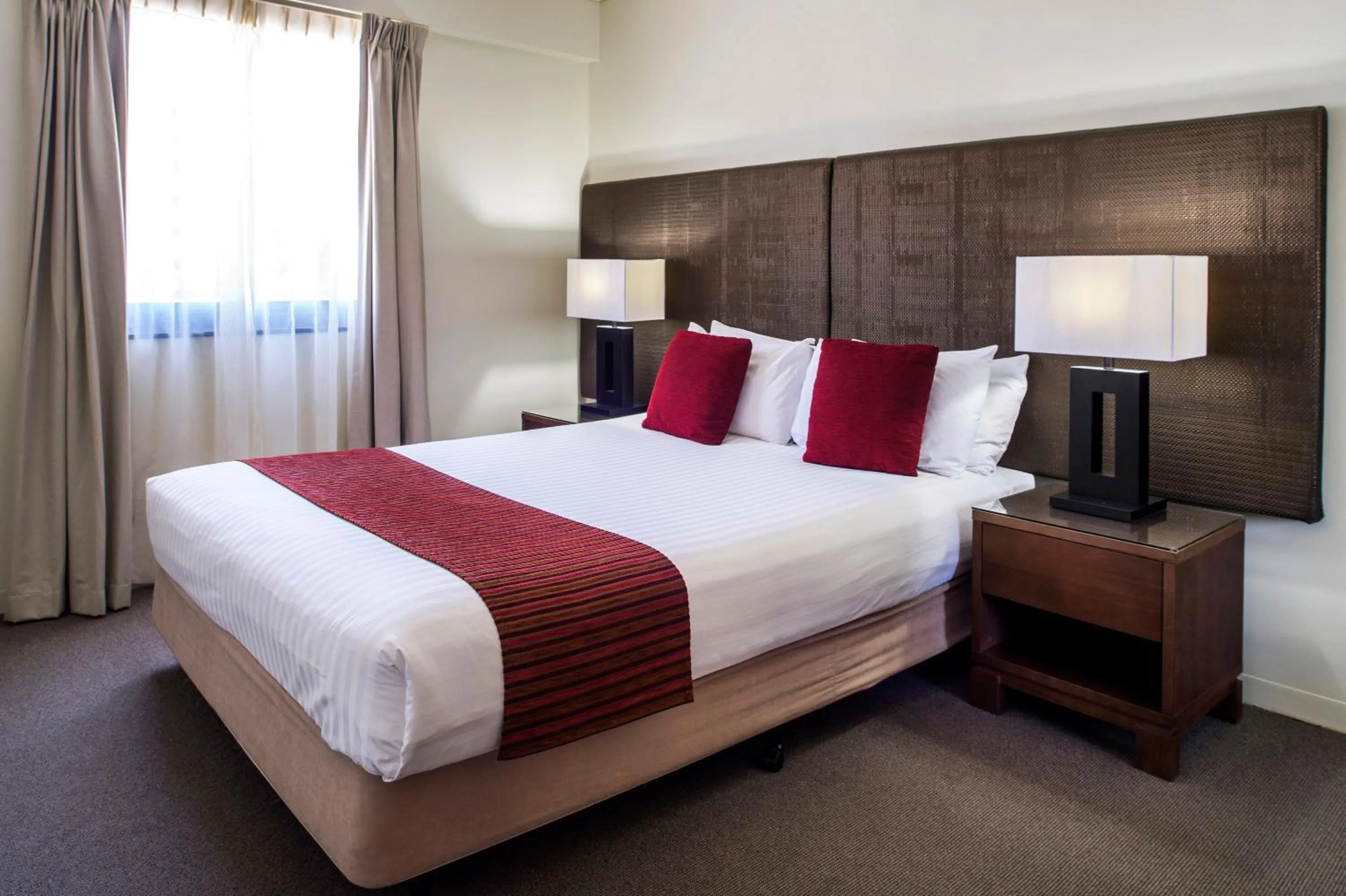 Bedroom, Bed in Mantra on Hay Perth