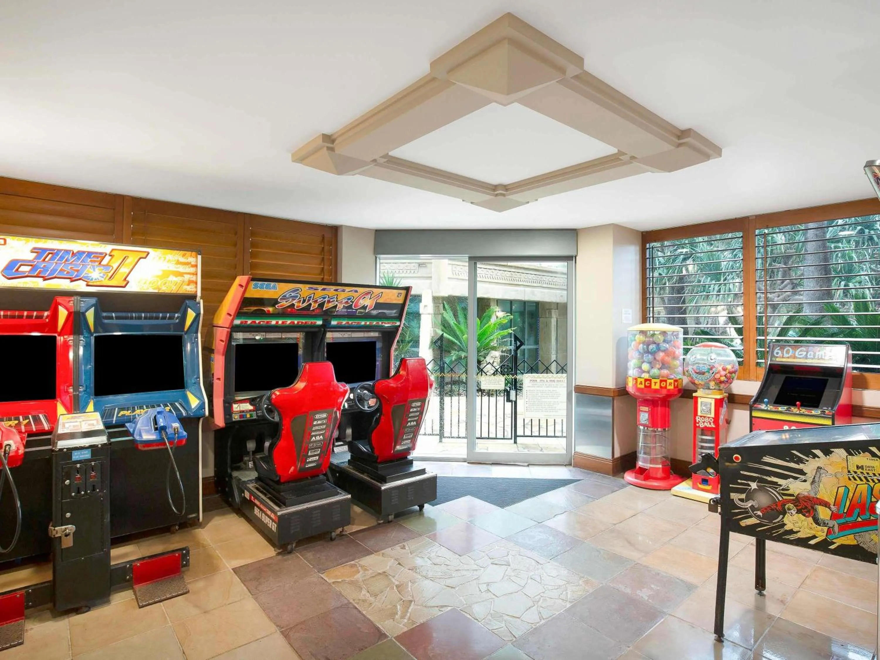 Property building in Mantra Sun City