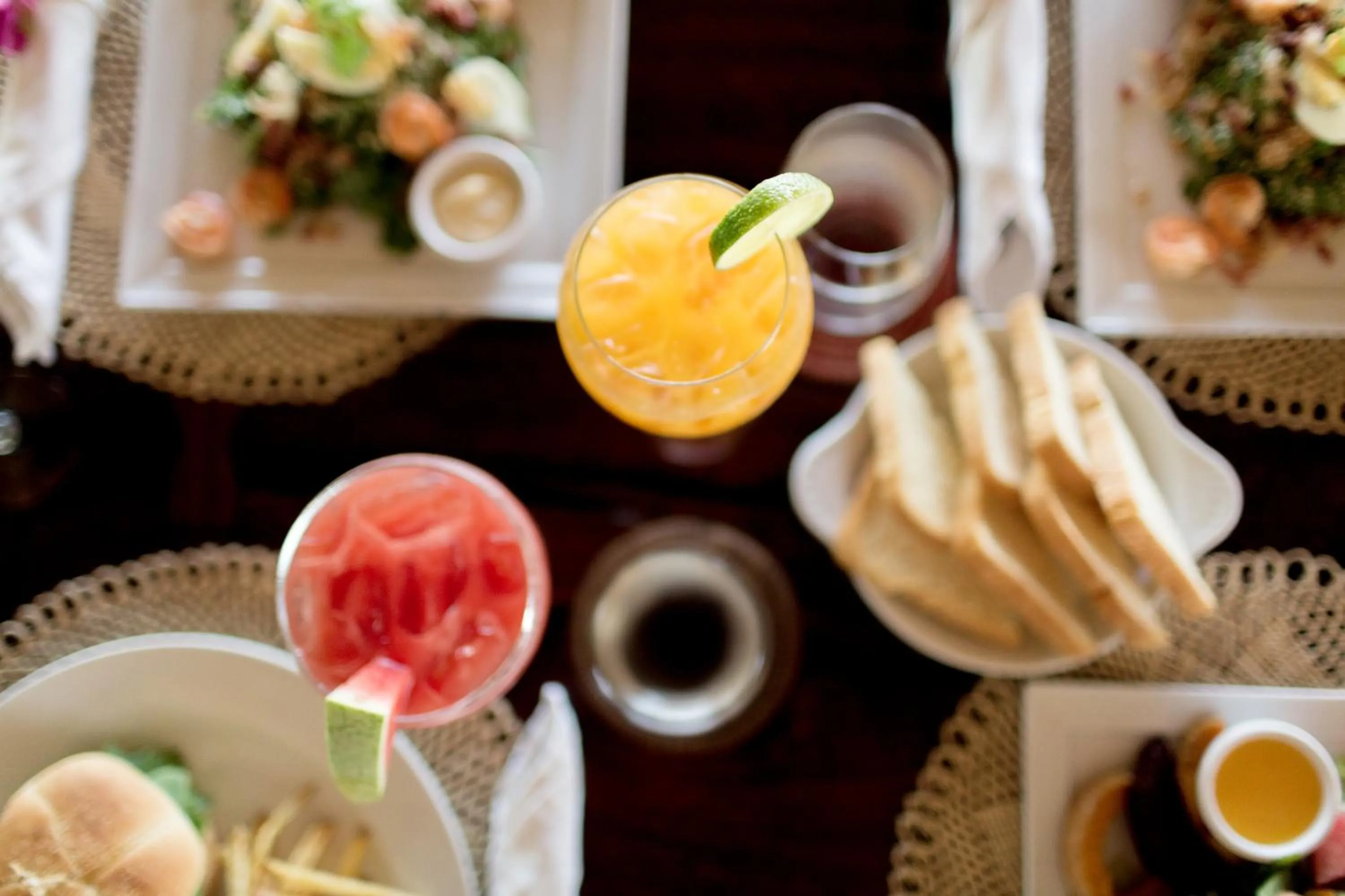 Communal lounge/ TV room in Malibu Popoyo