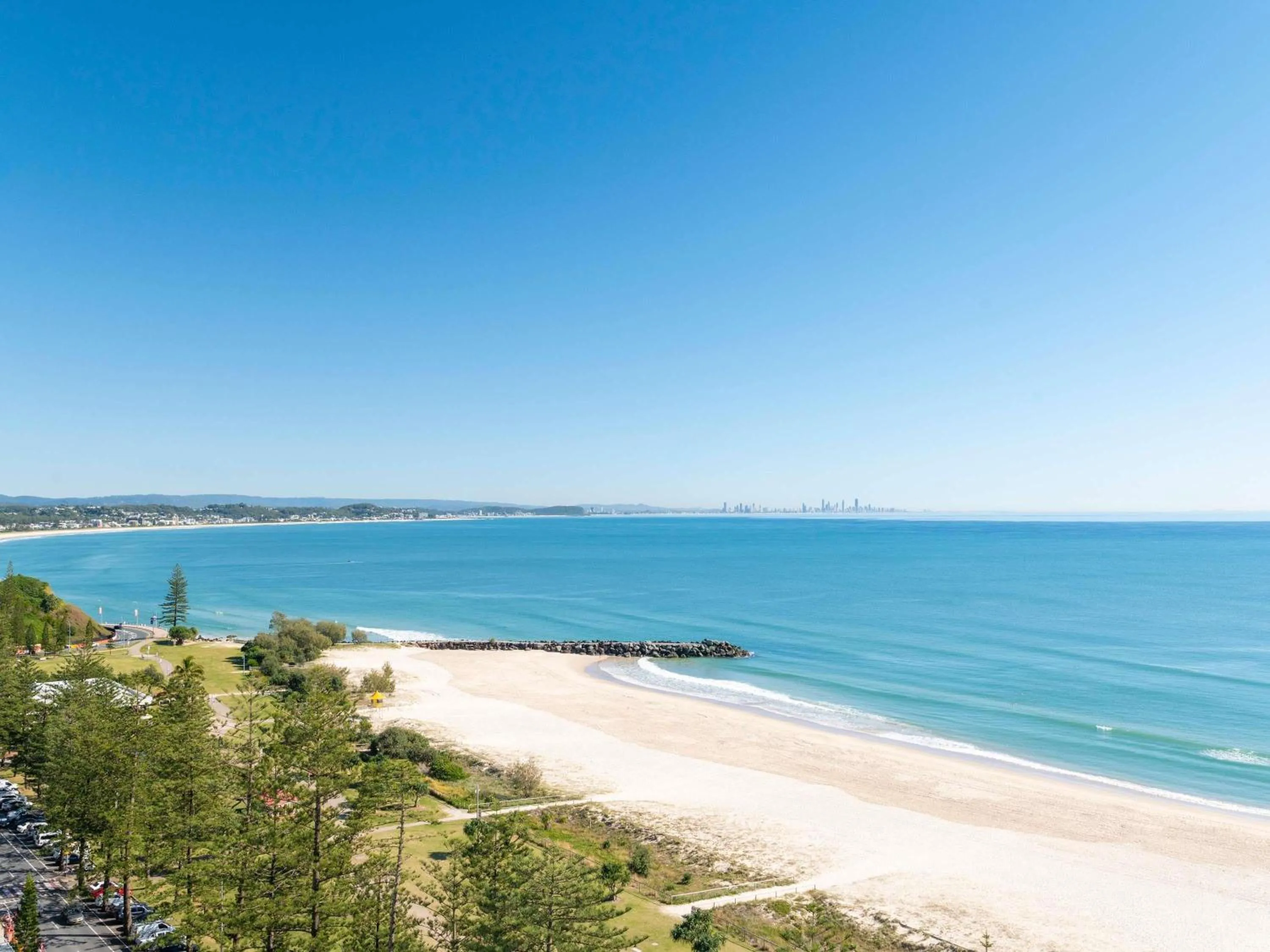 Bedroom in Mantra Coolangatta Beach